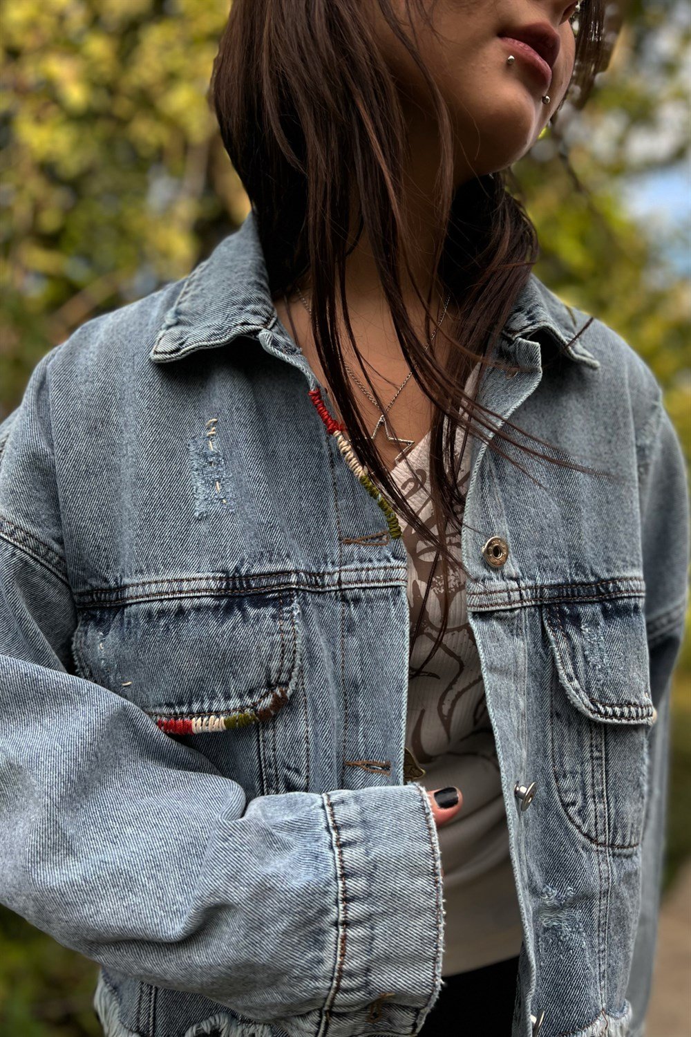 Nakış Detaylı Denim Ceket