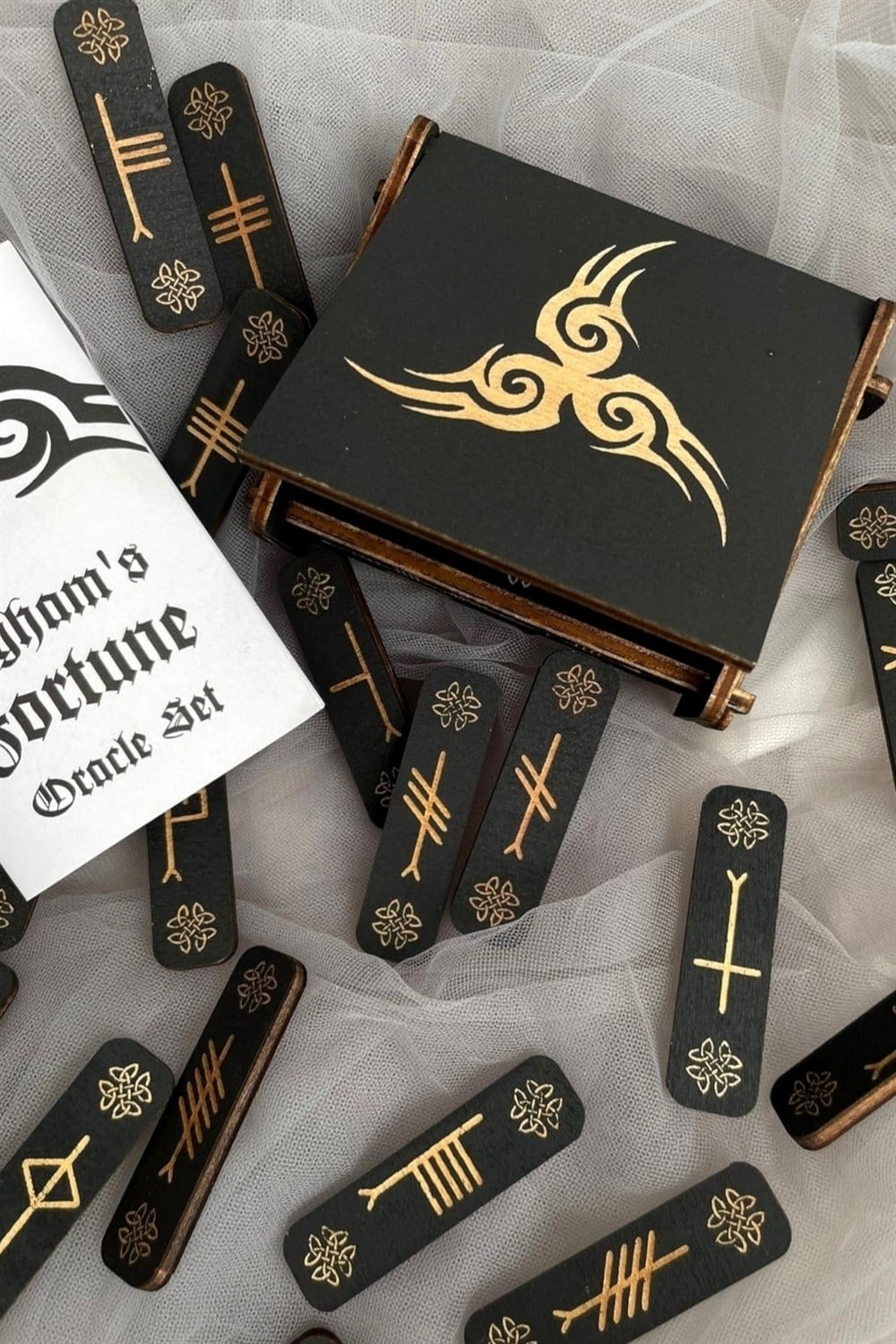 Oghams Fortune Ahşap Kutulu Rune Seti