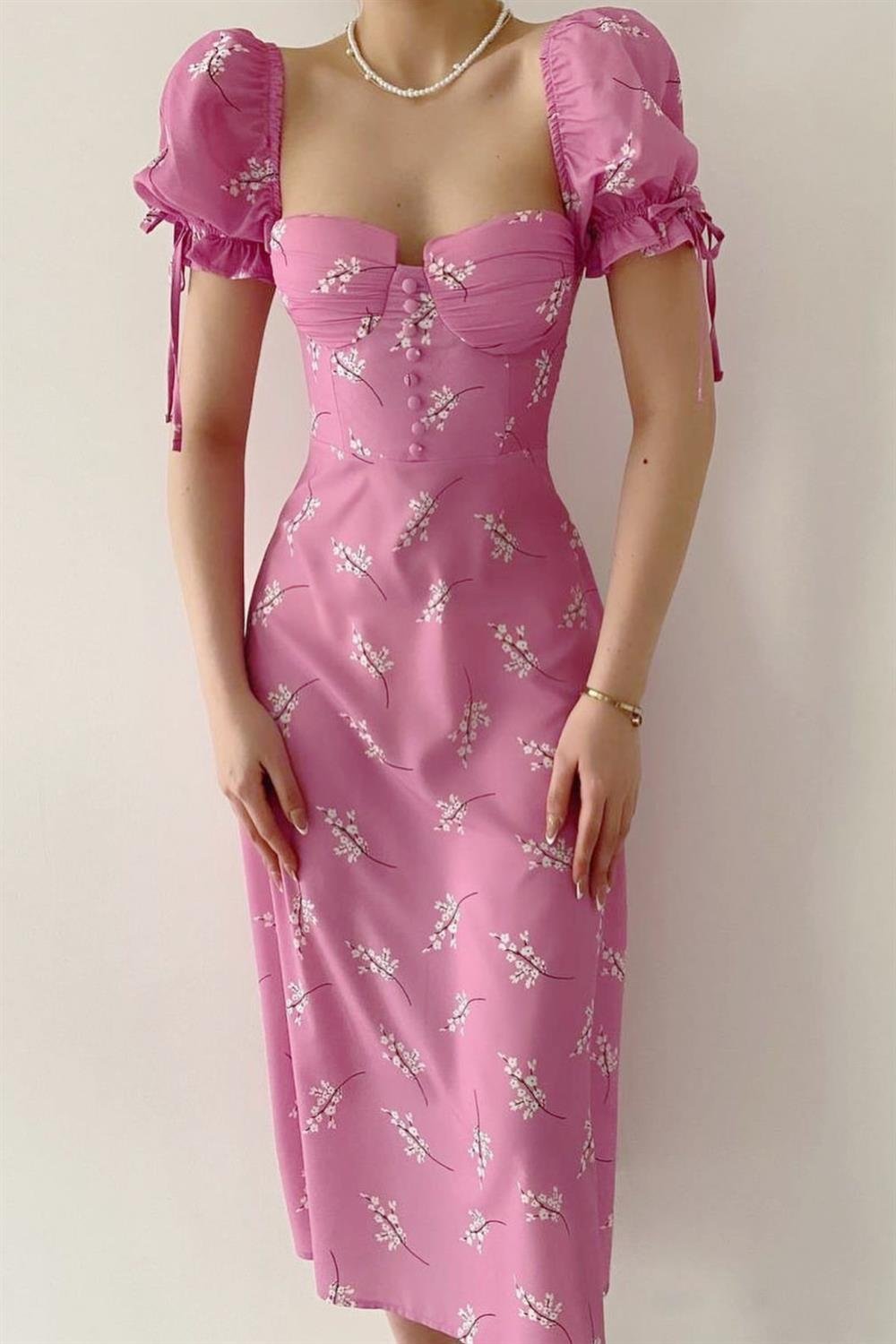 Önü Düğmeli Çiçekli Midi Elbise