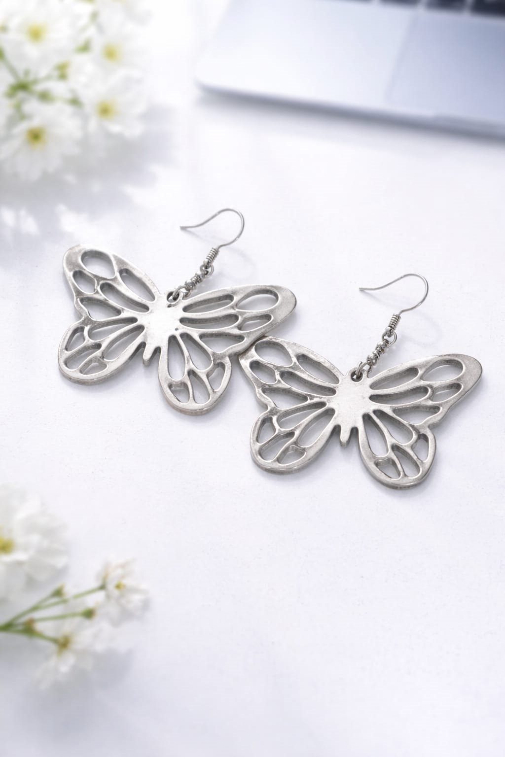 Perforated Butterfly Küpe