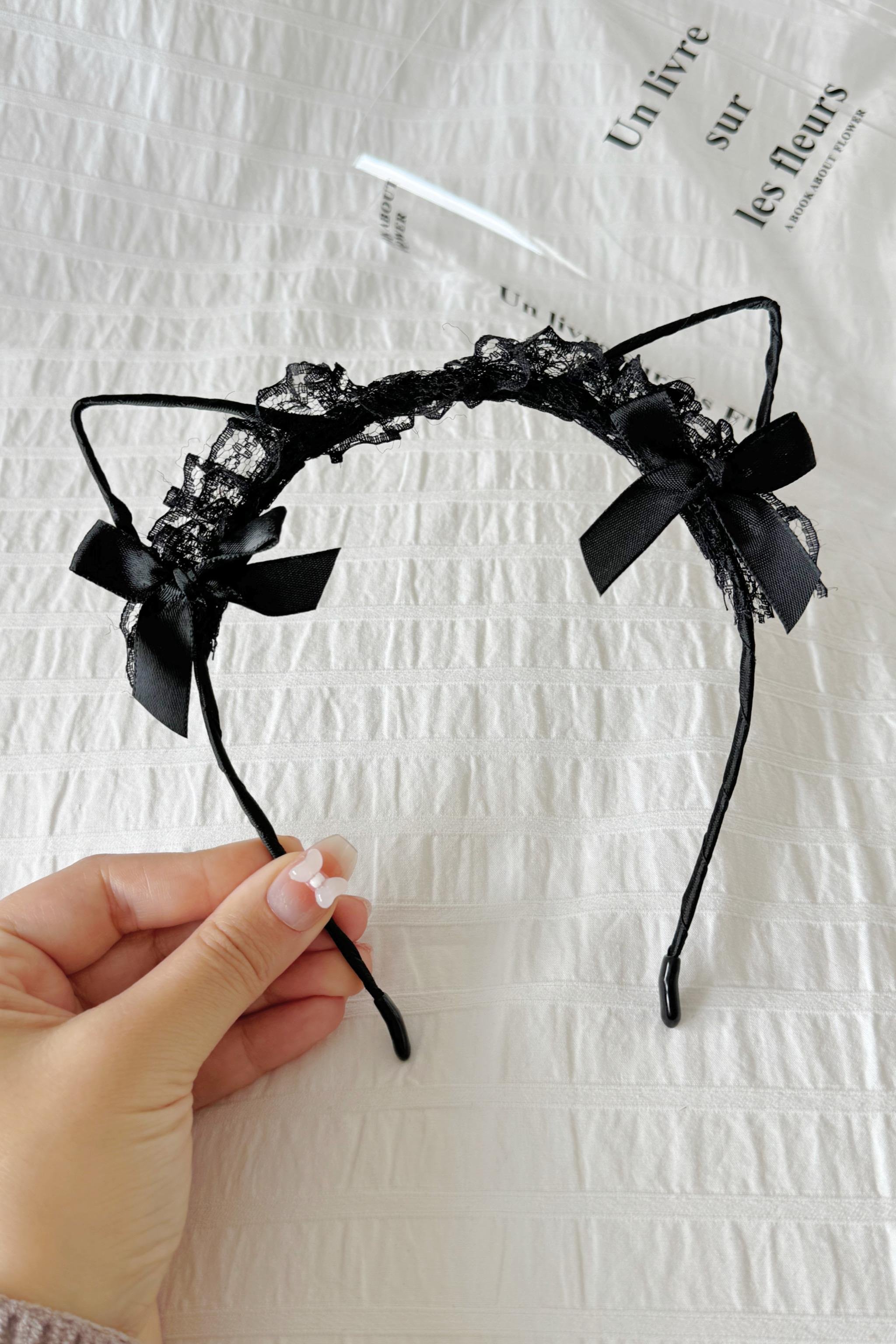 Ribbon Detailed Taç