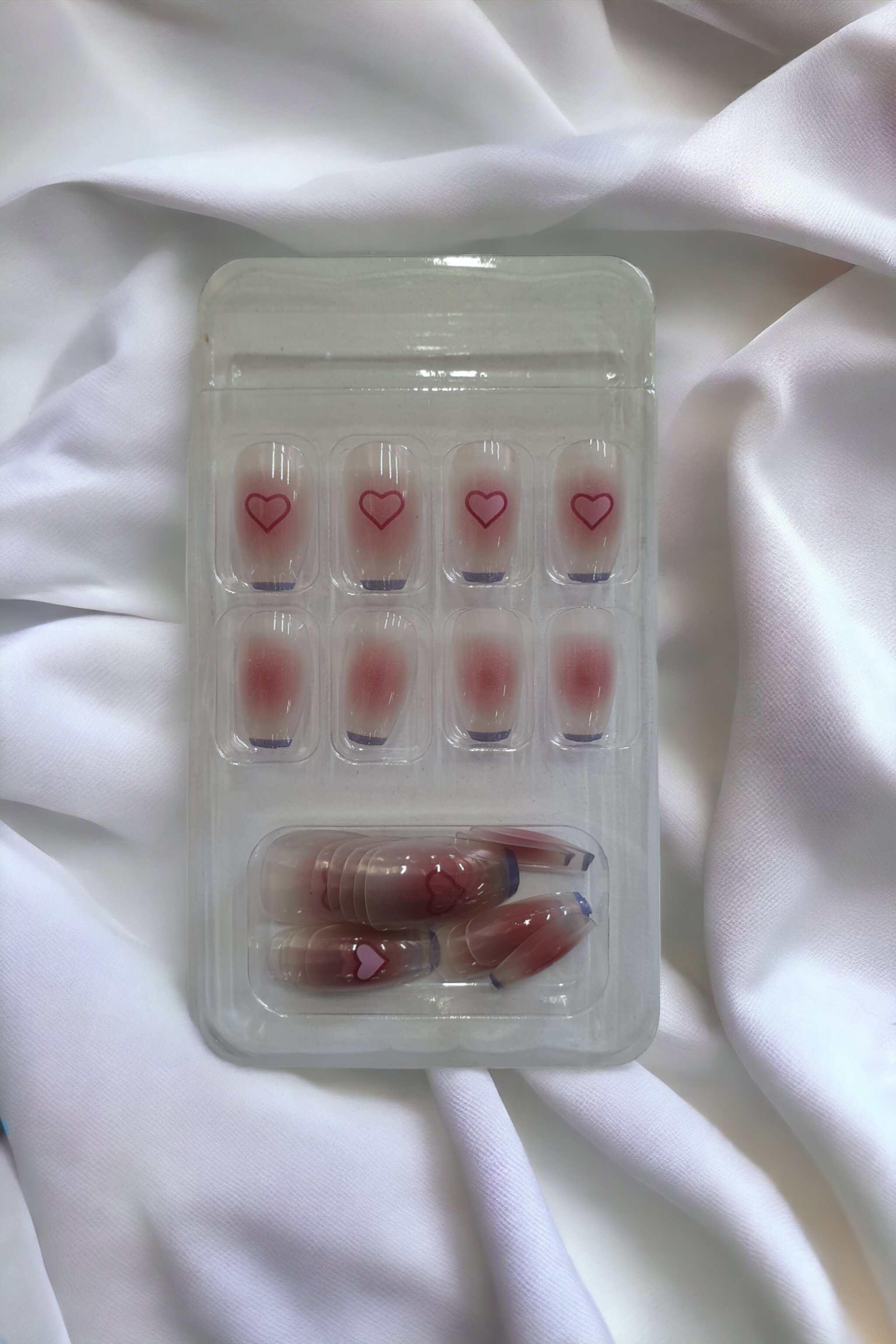 Şefaf Heart Desen Tırnak