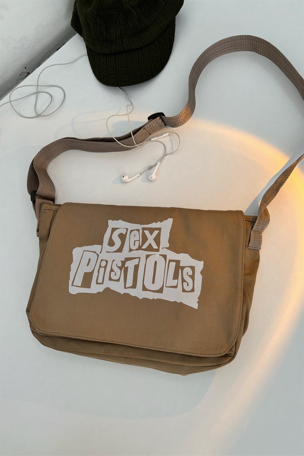 Sex Pistols Postacı Çantası
