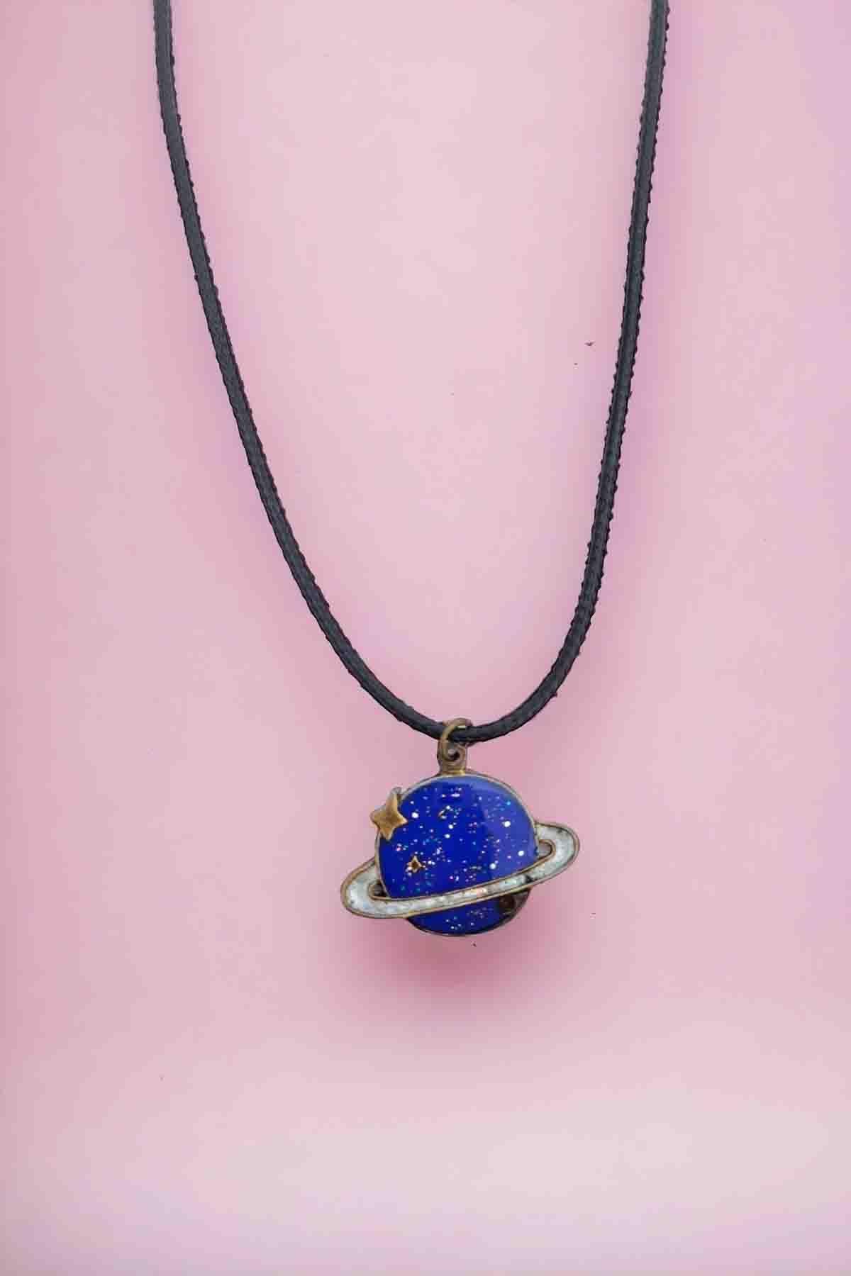 Simli Satürn Kolye Renkleri