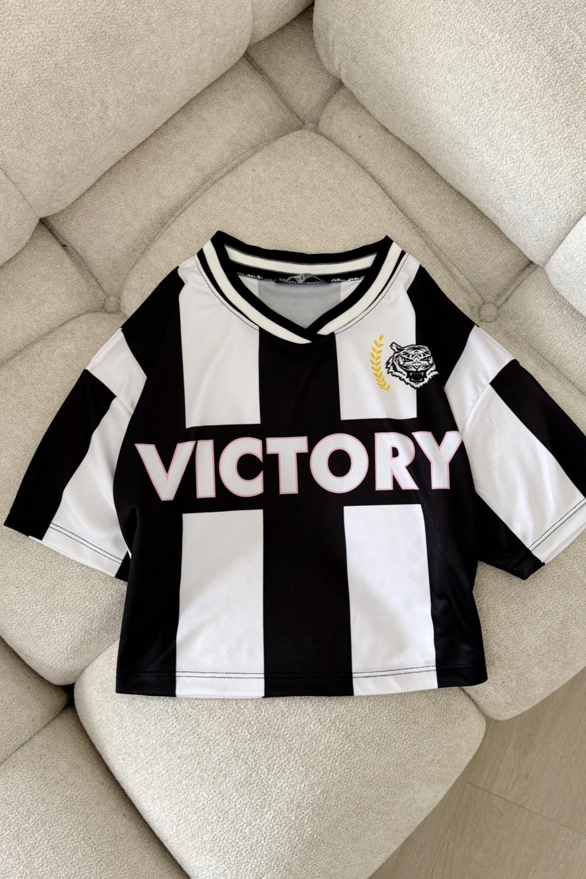 Siyah Beyaz Victory Crop T-shirt