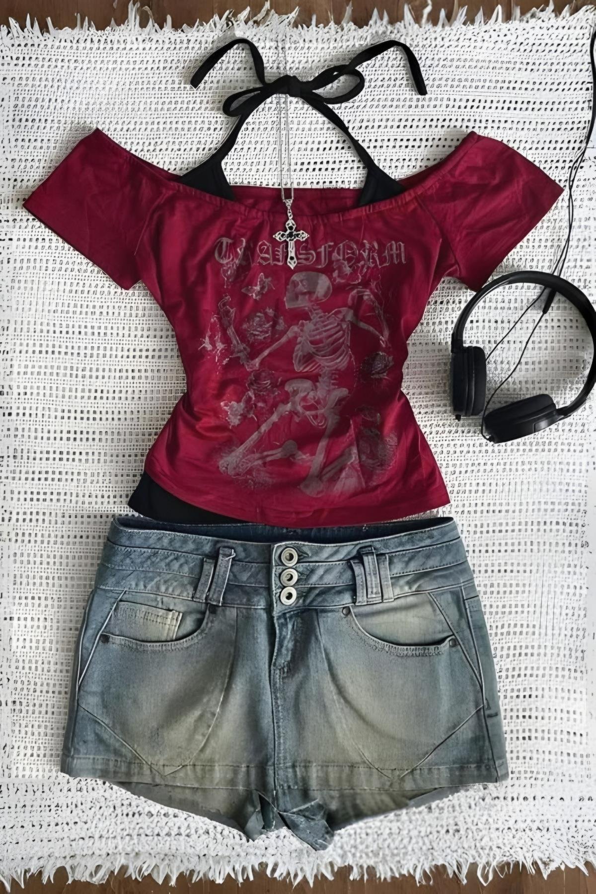 Skeleton Boyundan Bağlamalı Bluz