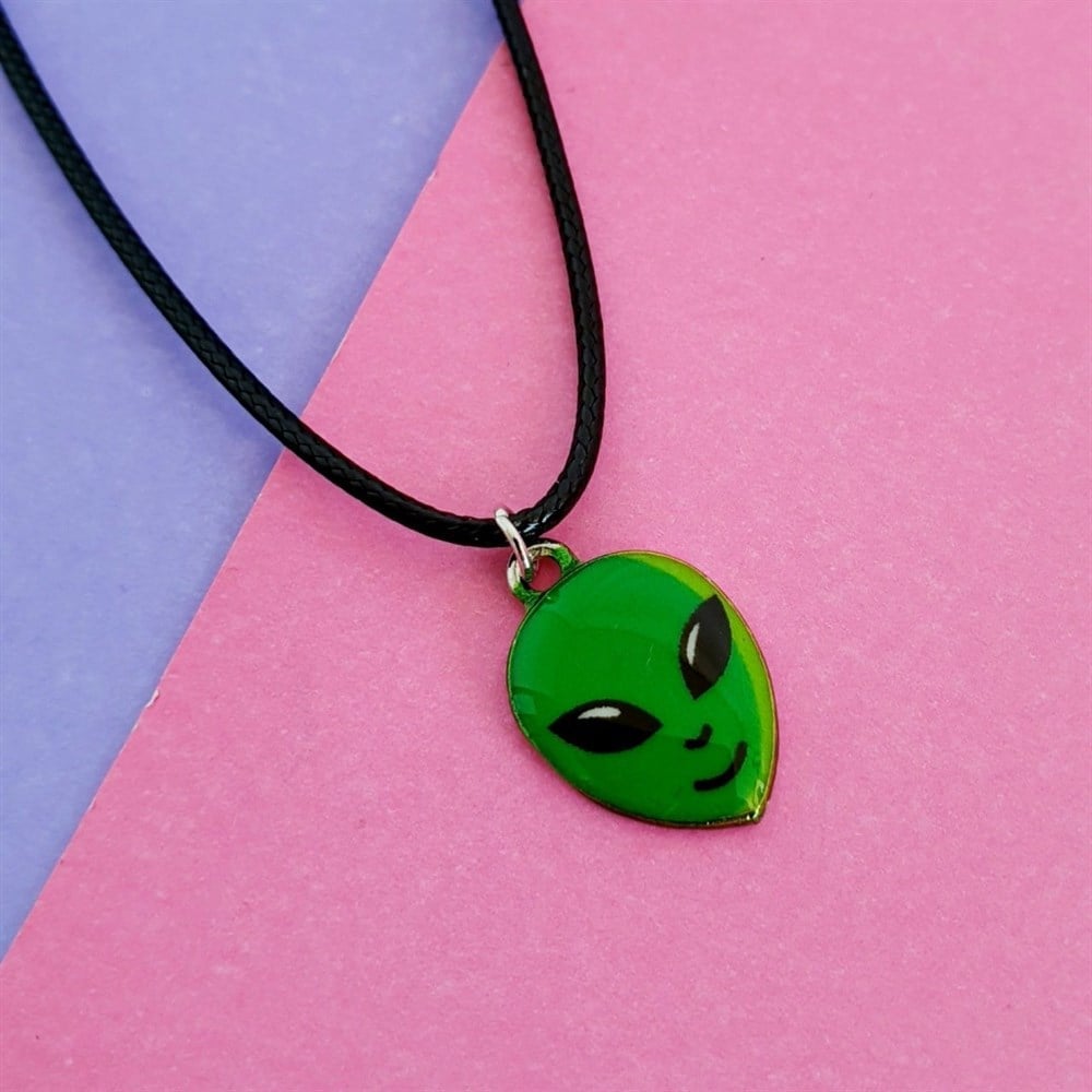 Yeşil Kafa Alien Kolye