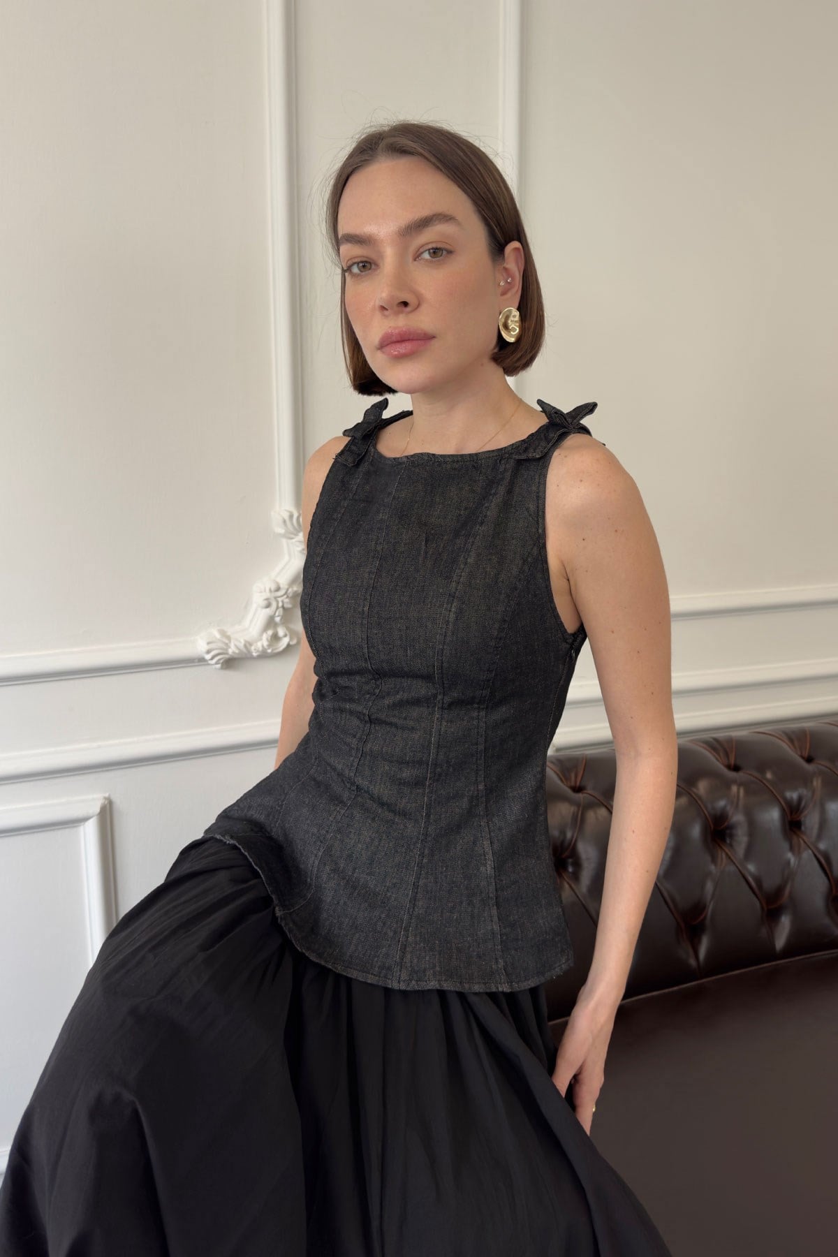 Omuzu Fiyonklu Denim Bluz- SİYAH