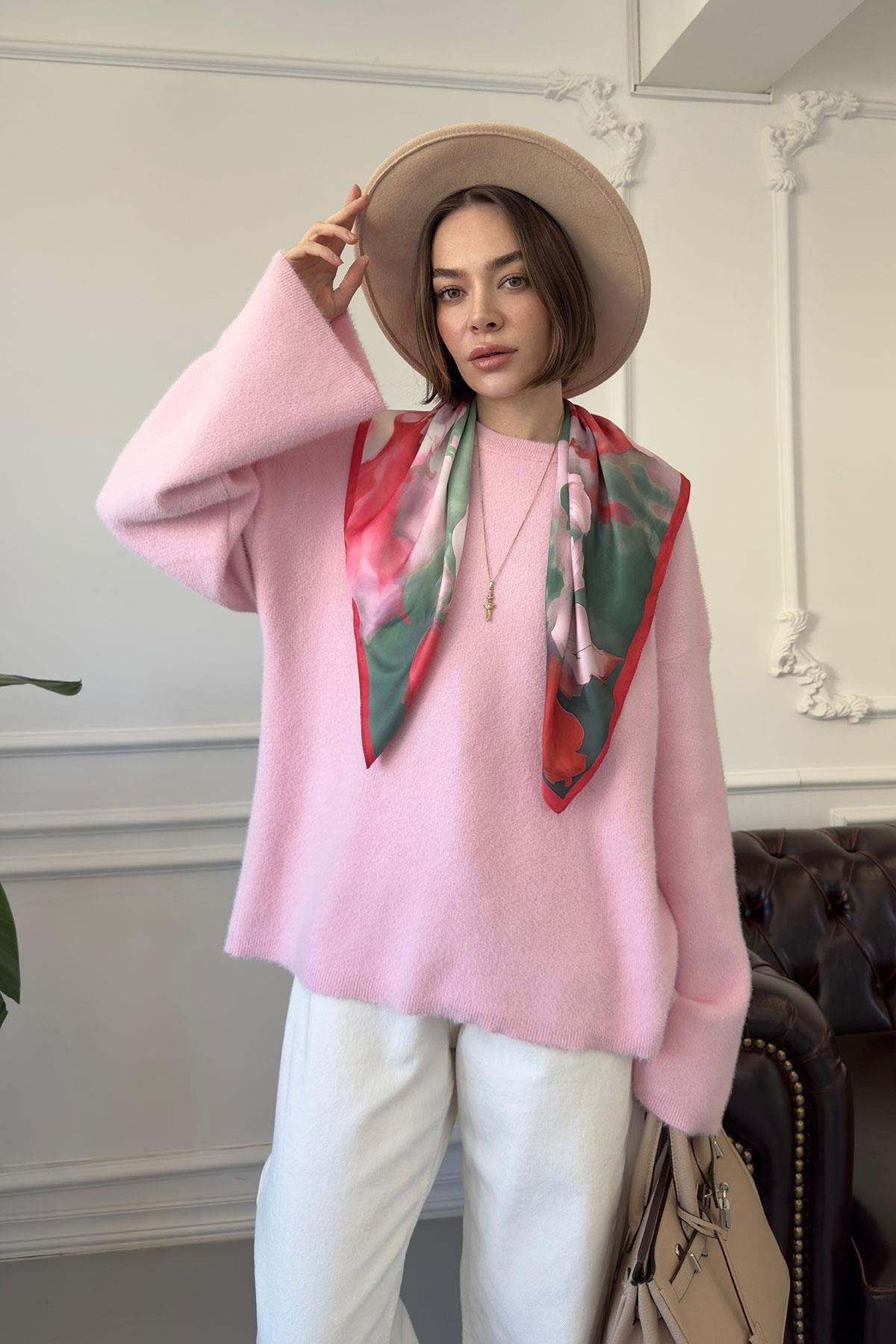 Orijinal Marka Sakallı Triko Kazak- PEMBE
