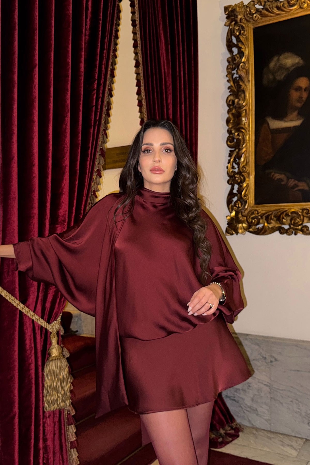 Yarasa Kol Premium Saten Elbise- BORDO