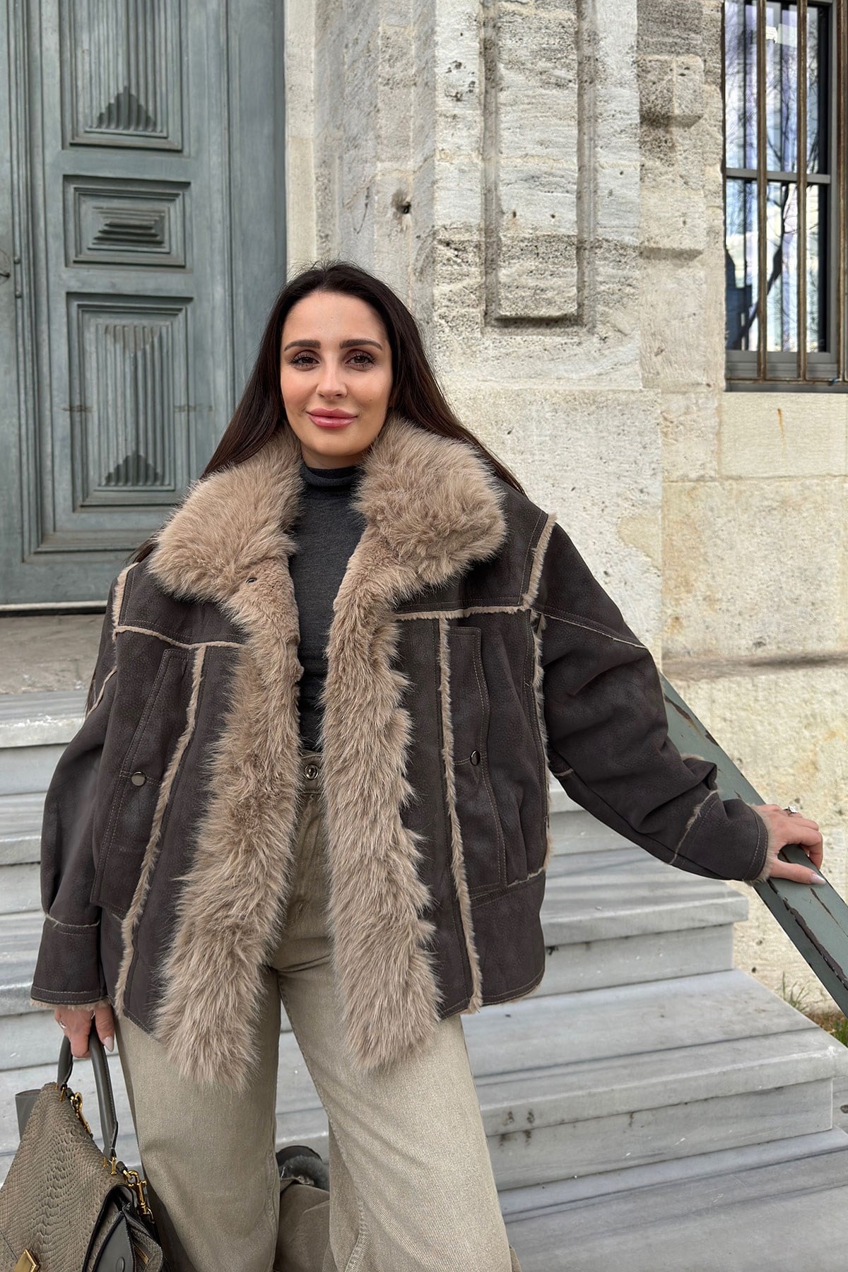 Yeni Sezon Tasarım Kürk Detaylı Mont- KAHVERENGİ