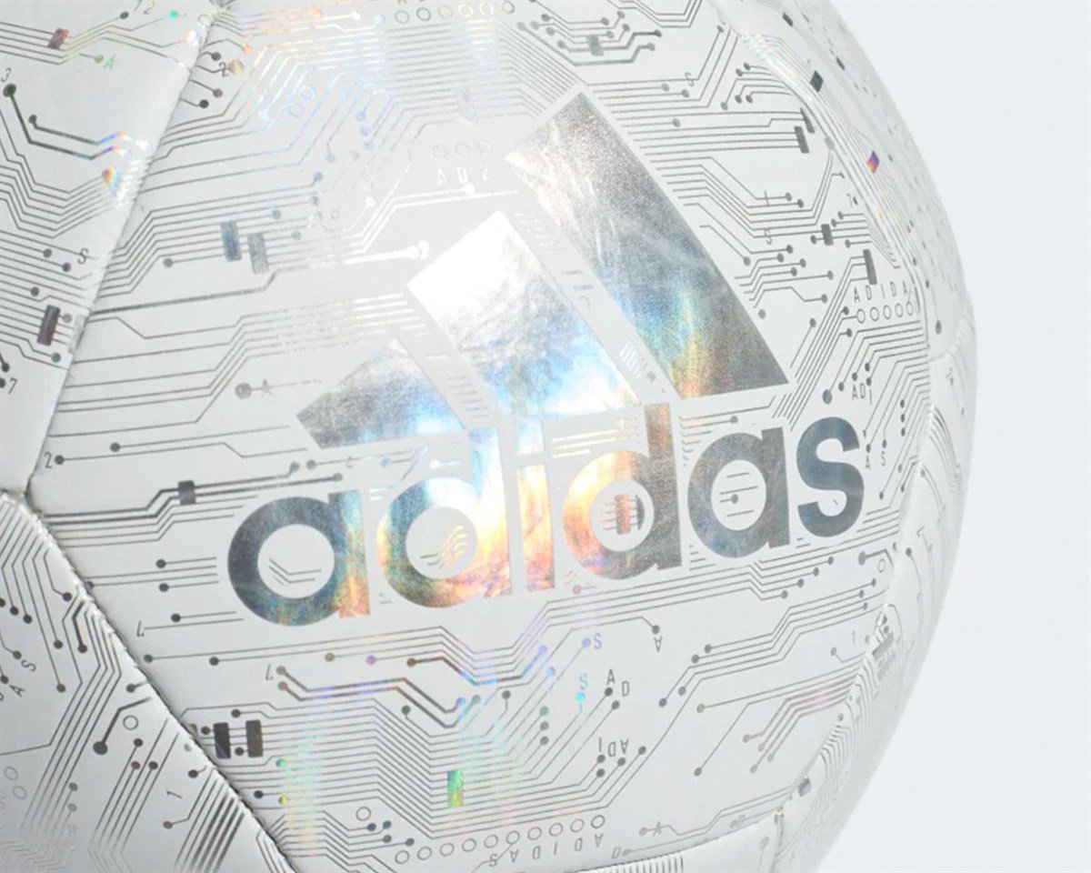 Adidas Cpt Futbol Topu