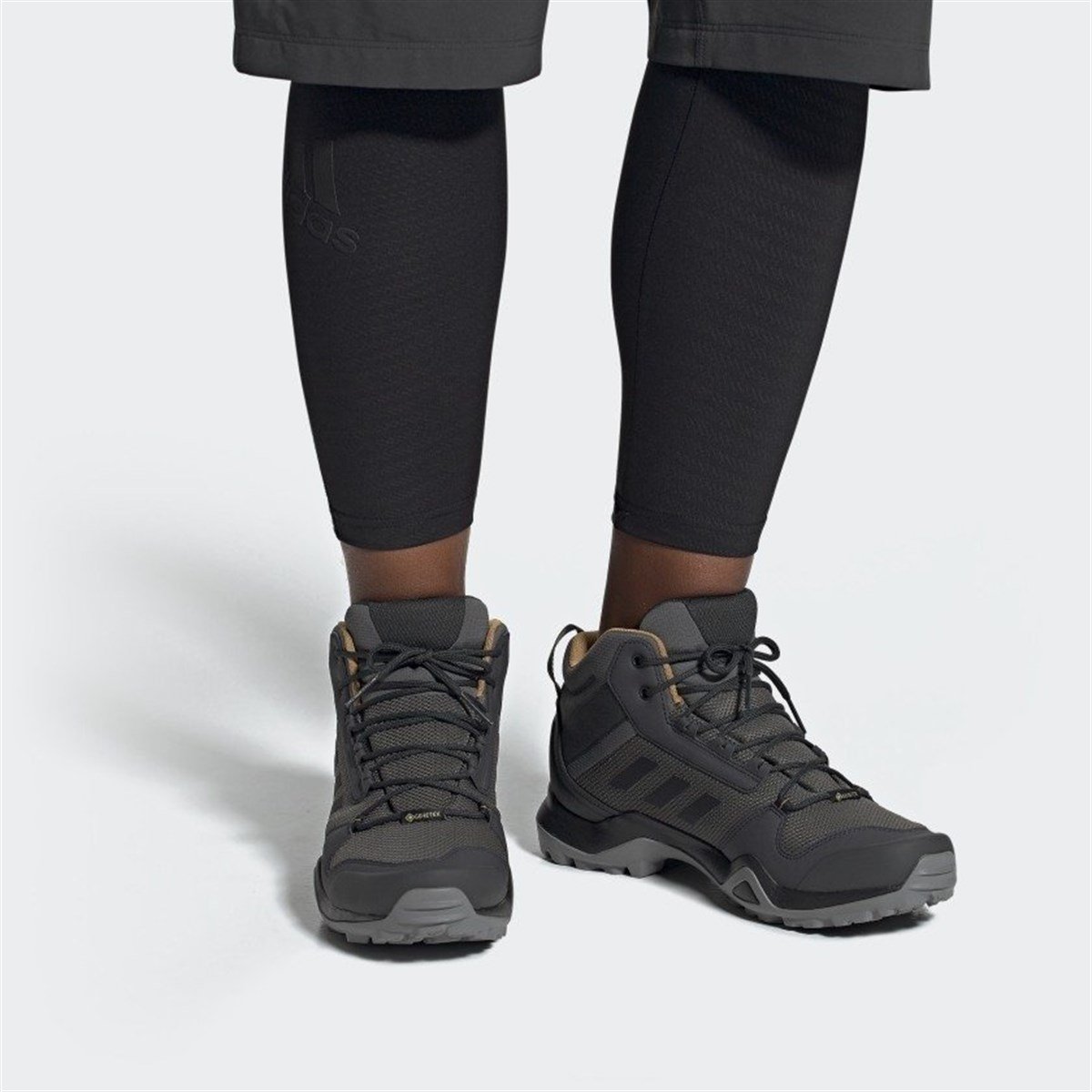 Adidas Terrex Ax3 Mid Gtx Erkek Bot