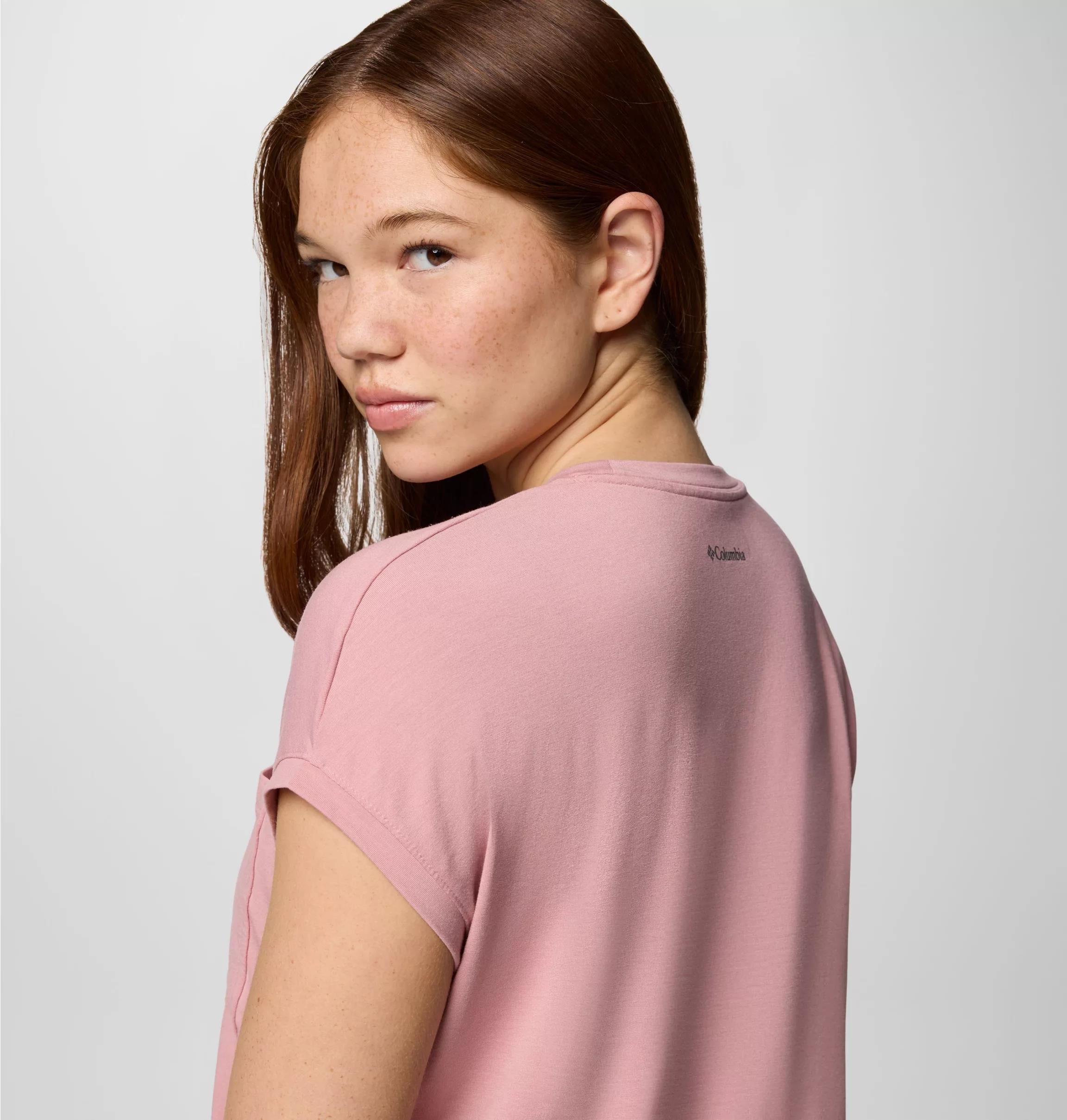 Columbia Boundless Trek Short Sleeve Tee Kadın Tişört AK7149