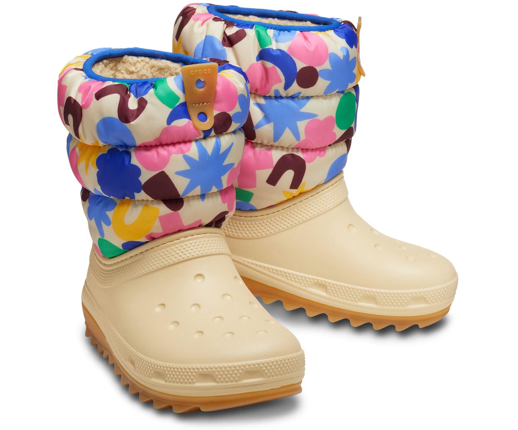 Crocs Classic NeoPuff GeoShapesBootK Çocuk Bot 210410