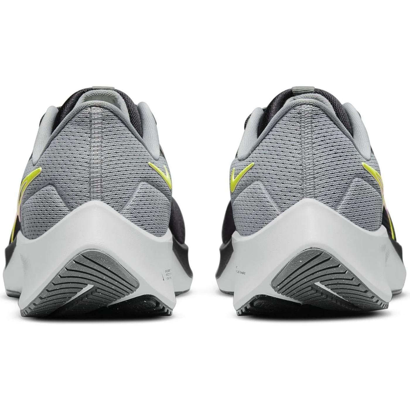 Nike Air Zoom Pegasus 38 Erkek Spor Ayakkabısı CW7356