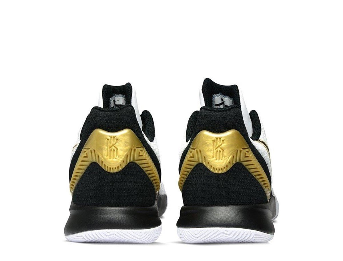 Nike Kyrie Flytrap İi Erkek Basketbol Ayakkabısı