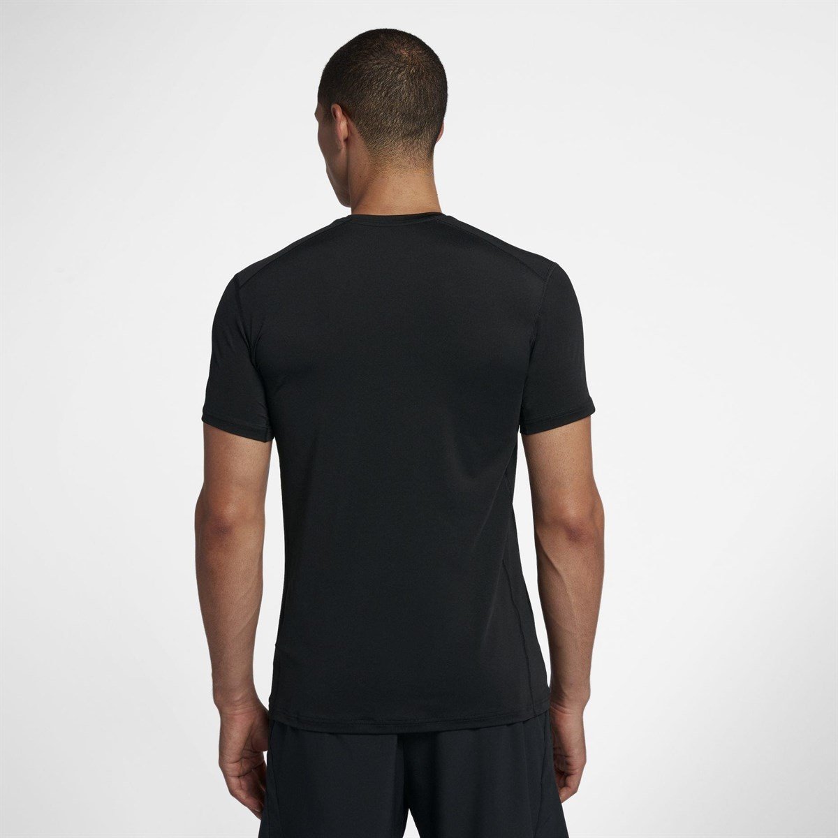 Nike M Nk Bslyr Top Ss 2L Cmo Erkek Tişört
