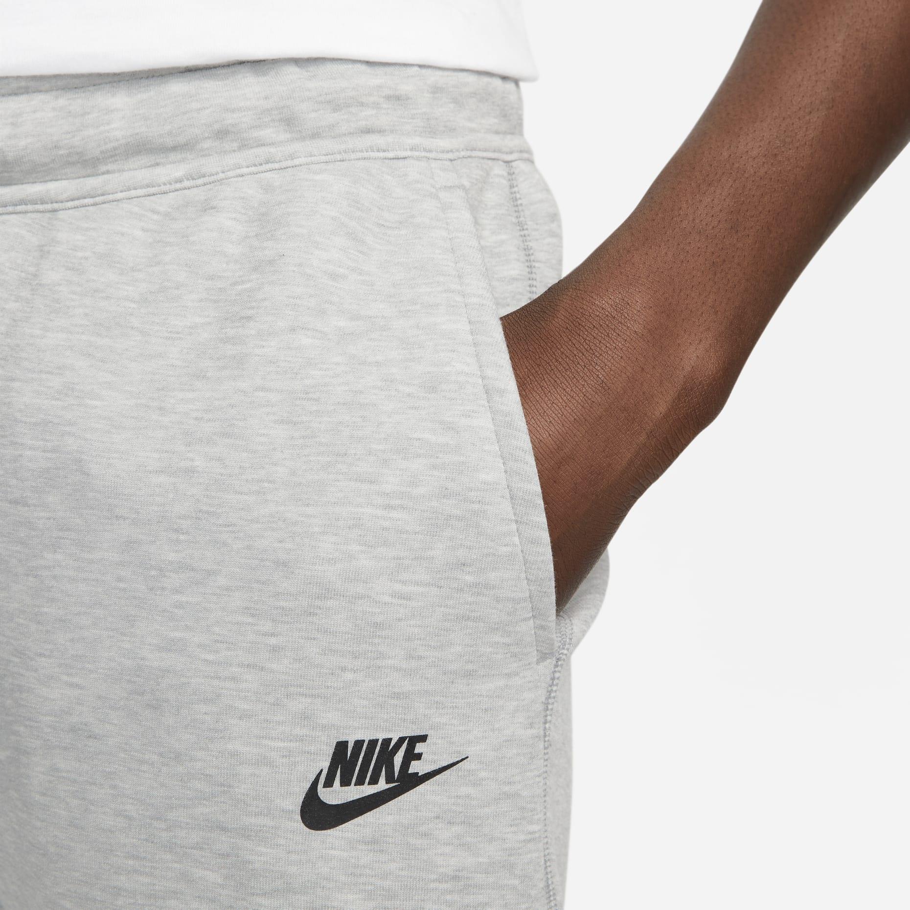 Nike M Nk Tch Flc Jggr Erkek Eşofman Altı FB8002