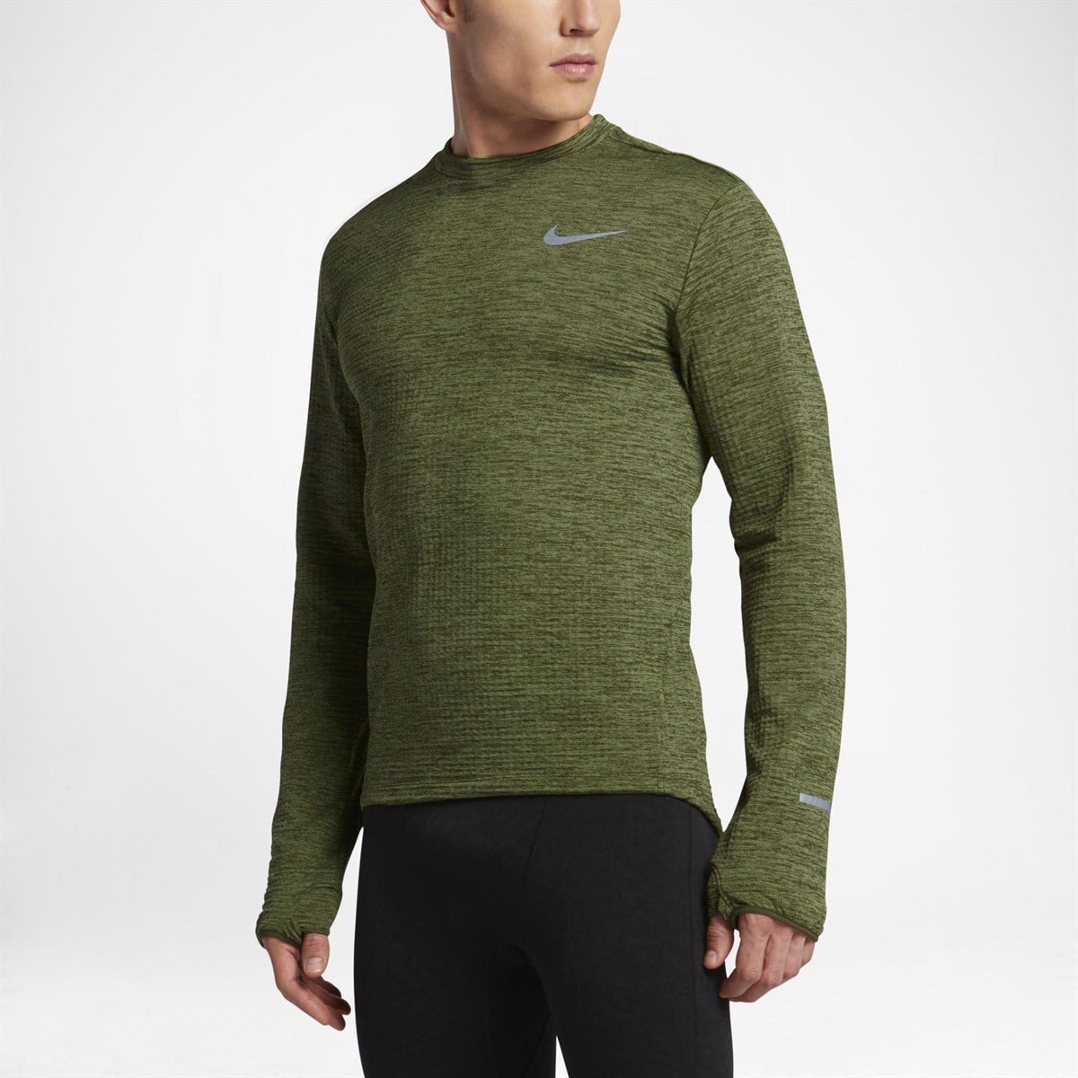 Nike M Nk Thrma Sphr Elm Erkek Tişört
