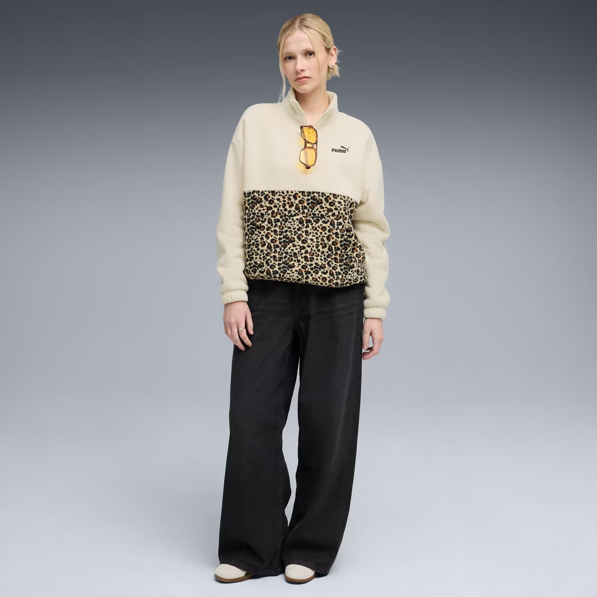 Puma Ess Graphic Animal Crew Kadın Sweat 688083