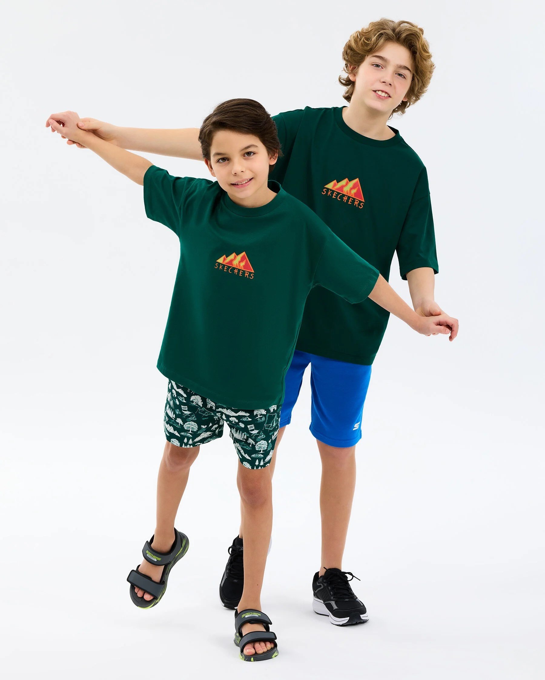 Skechers B Graphic Tee Oversize T-Shirt Çocuk Tişört