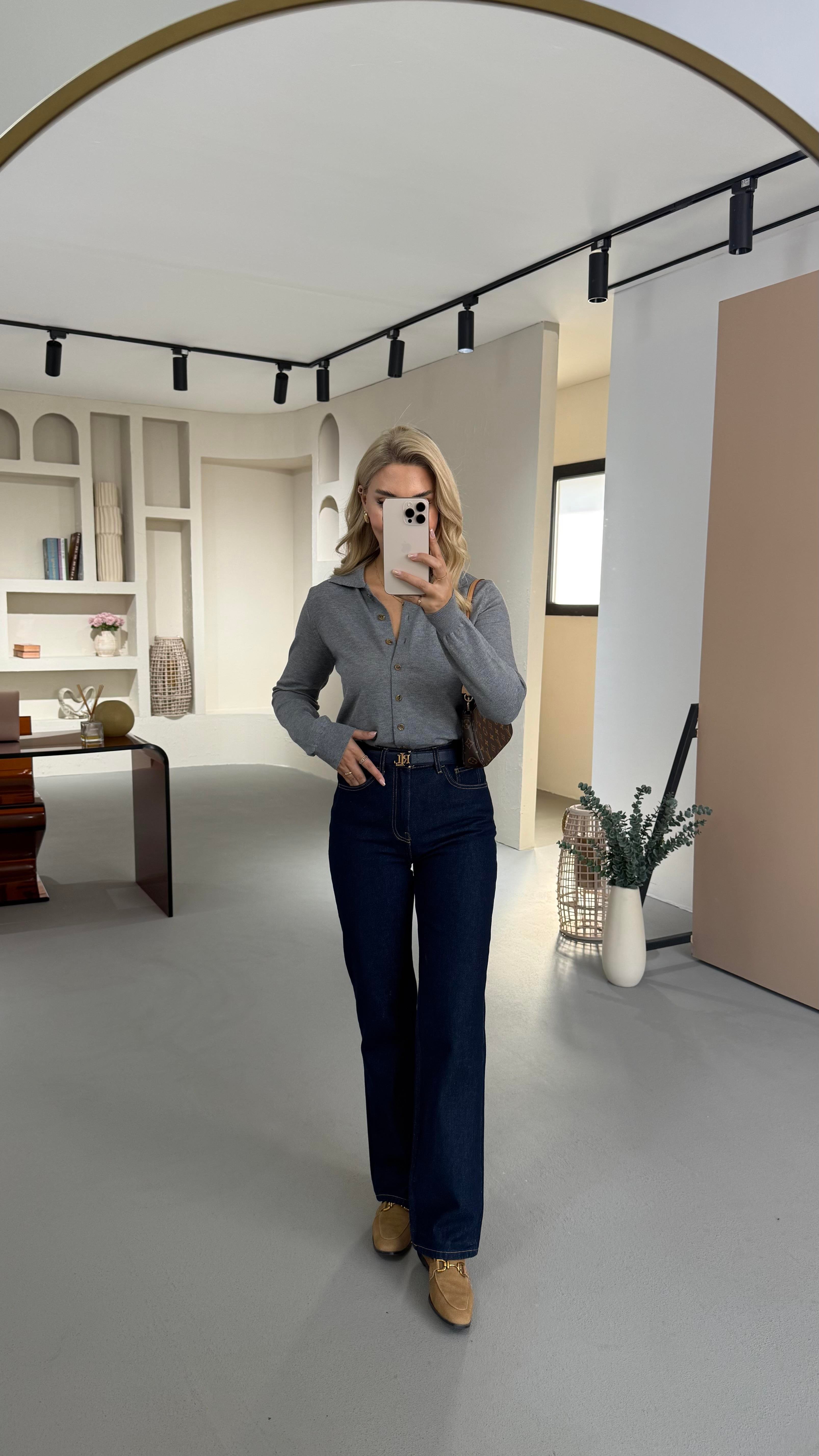 Premium Seri Düz Kesim Lacivert Jean Pantolon