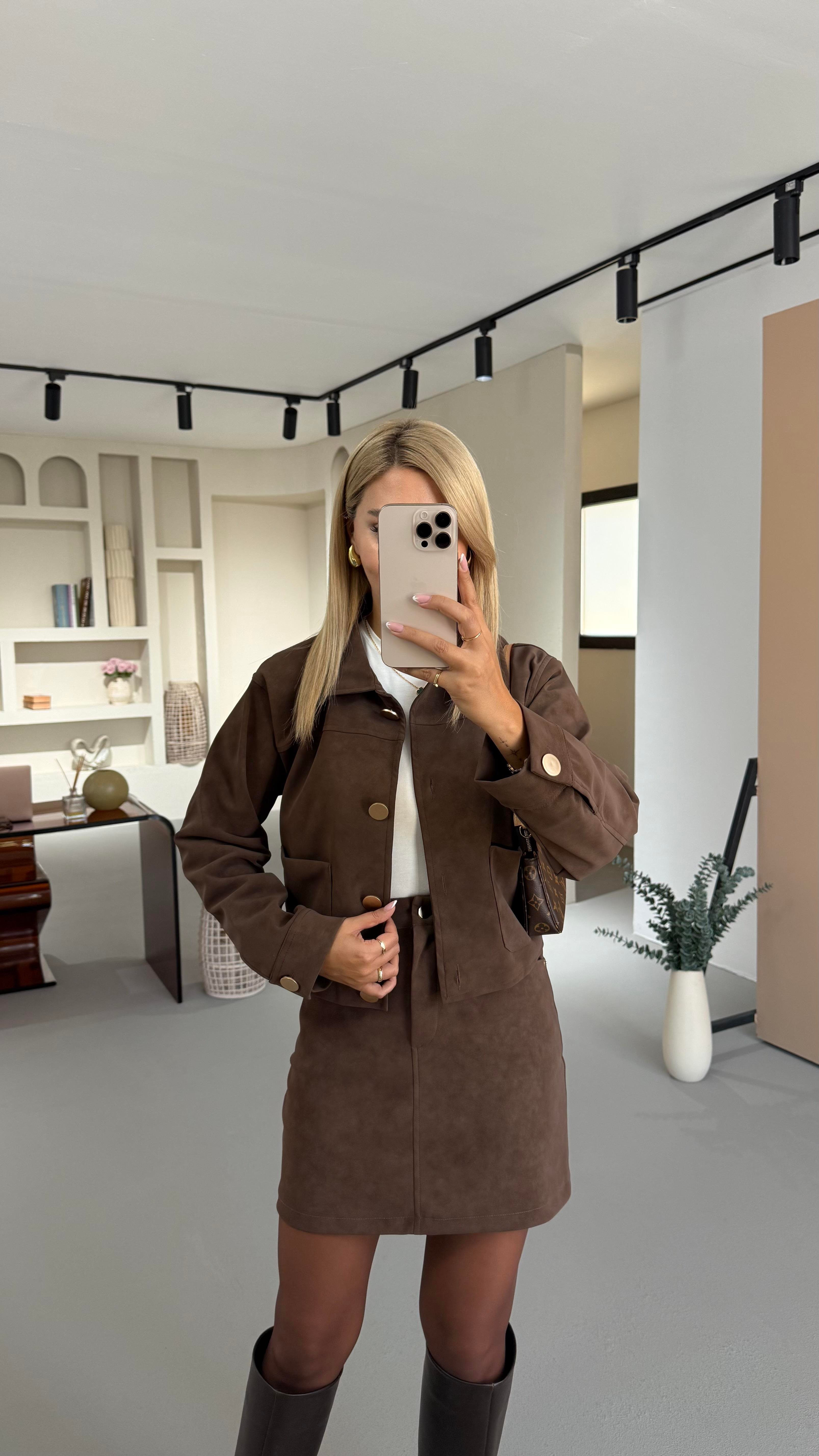 Gold Düğme Detay Kahve Nubuk Ceket