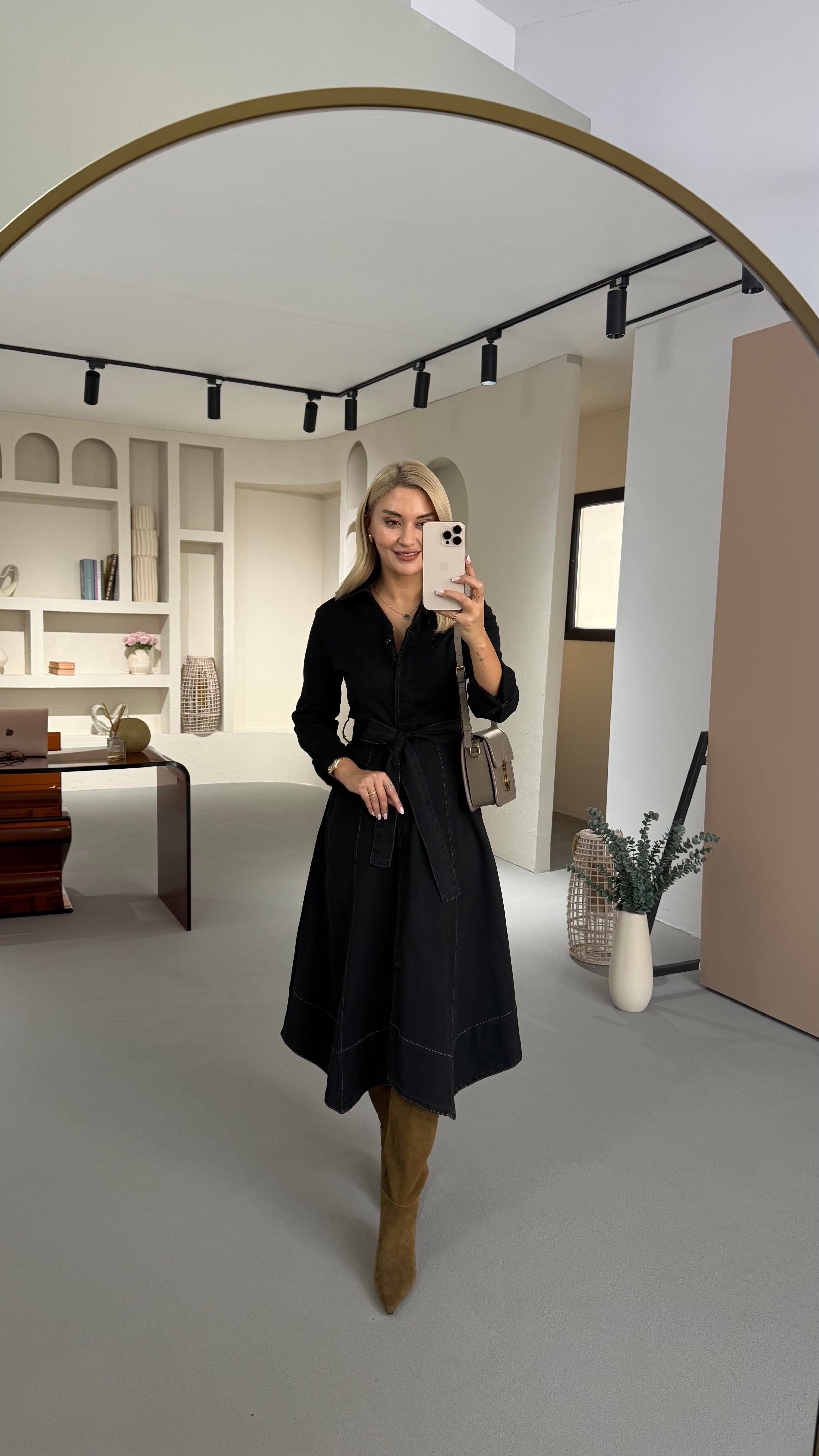 Boydan Düğmeli Asimetrik Kesim Siyah Likralı Denim Elbise