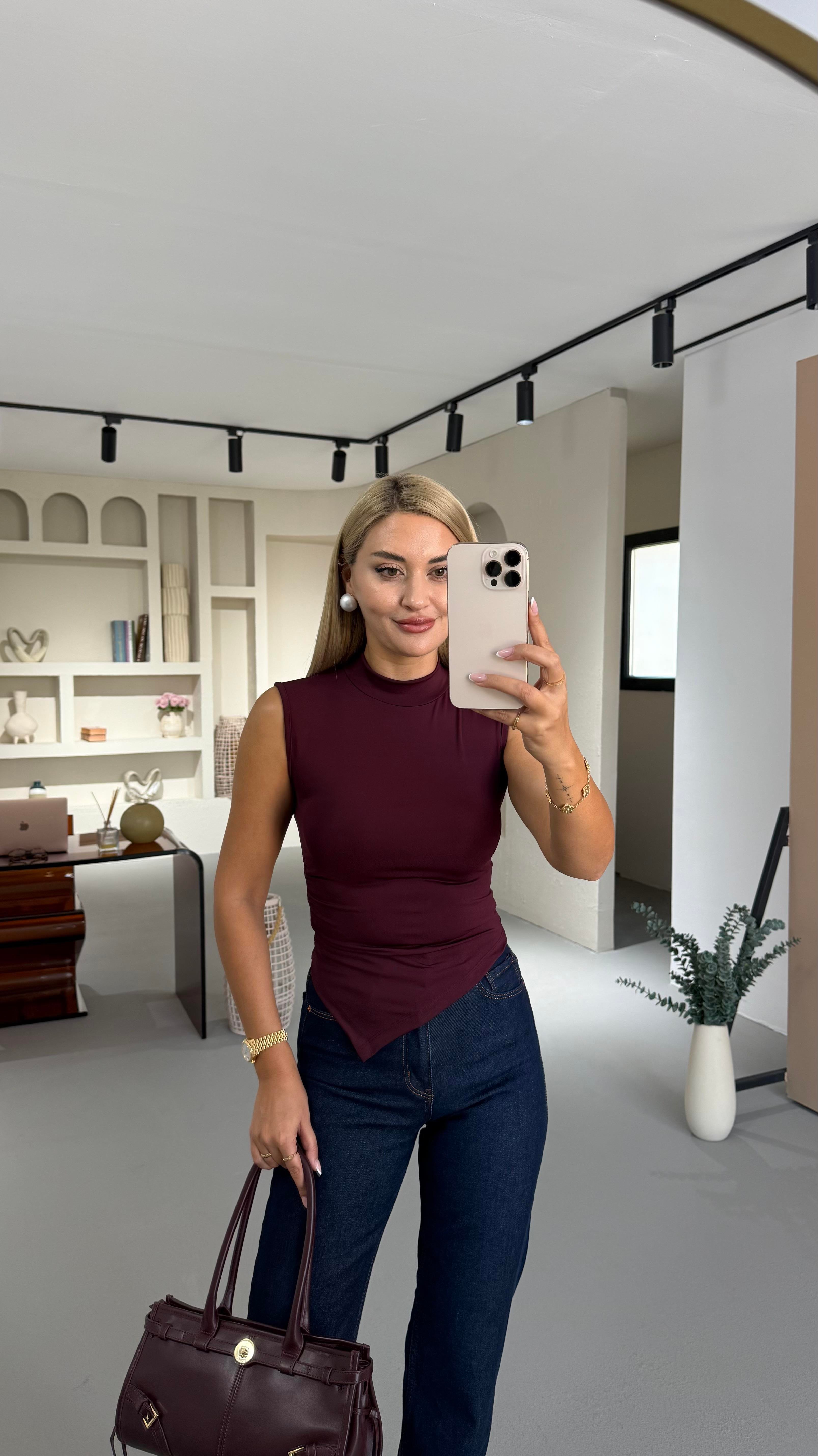 Dik Yaka Drape Detay Mürdüm Asimetrik Kesim Bluz