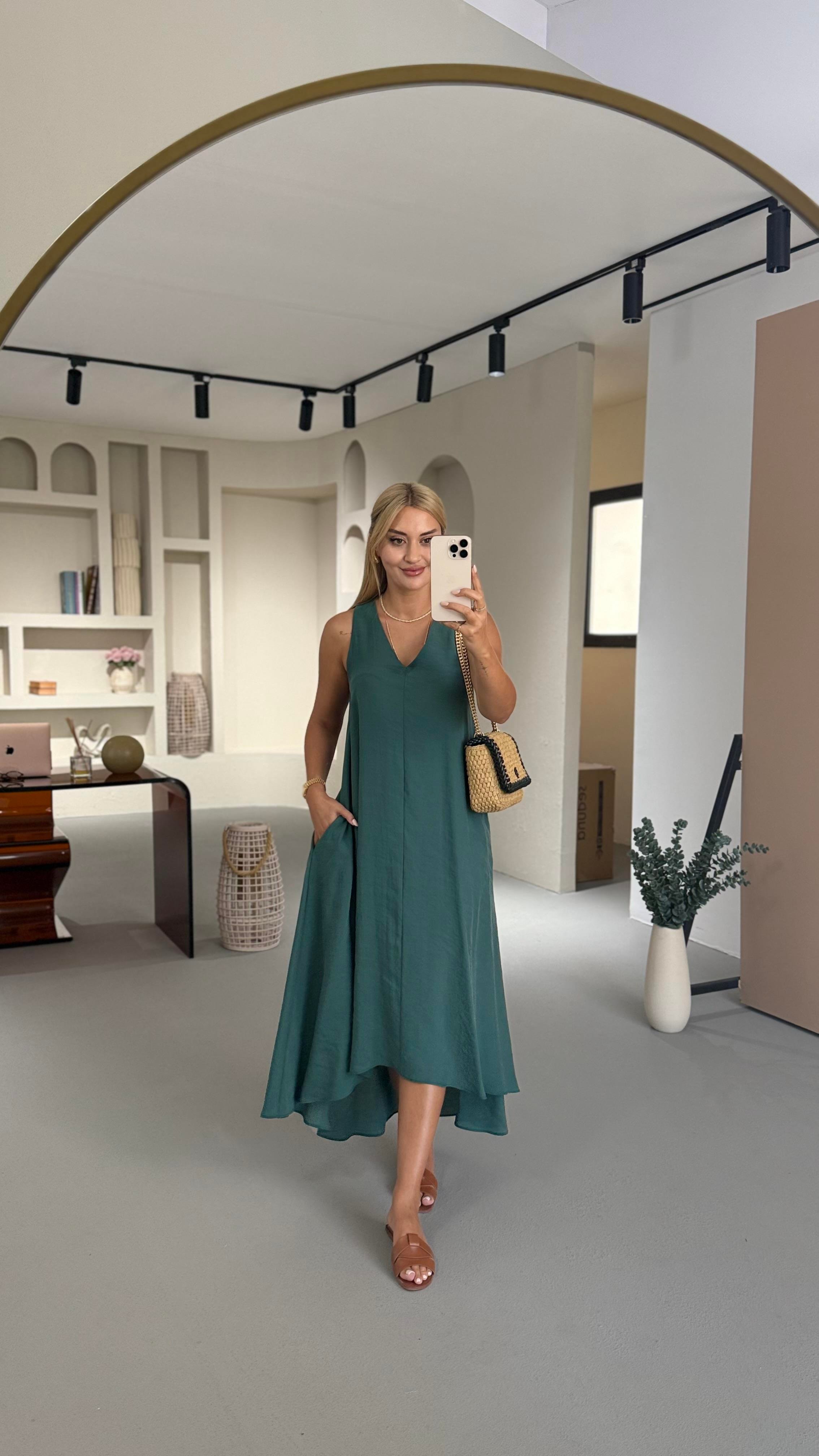 V Yaka Zümrüt Tensel Modal Asimetrik Elbise