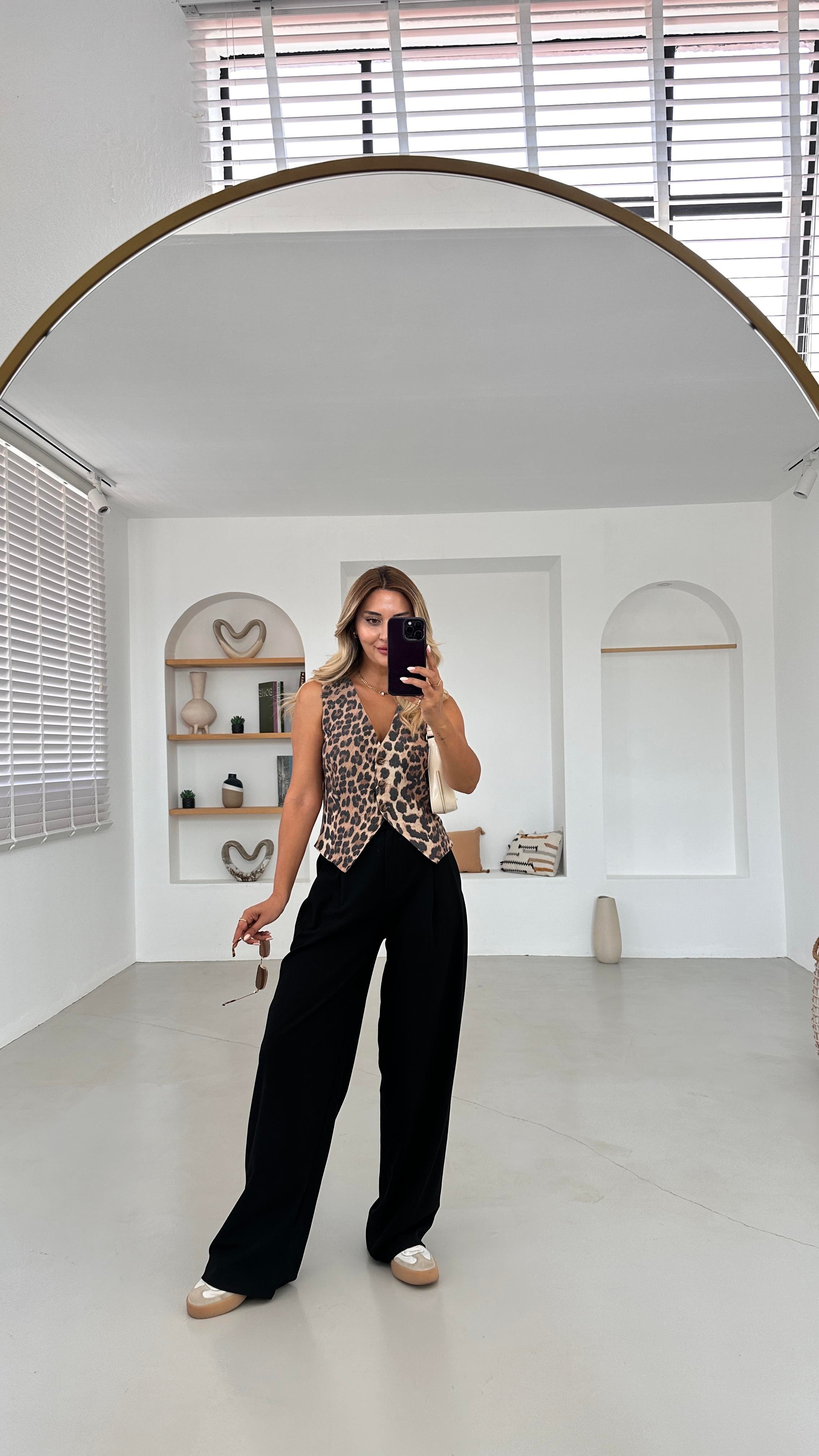 Beli Lastikli Maskülen Siyah Pantolon