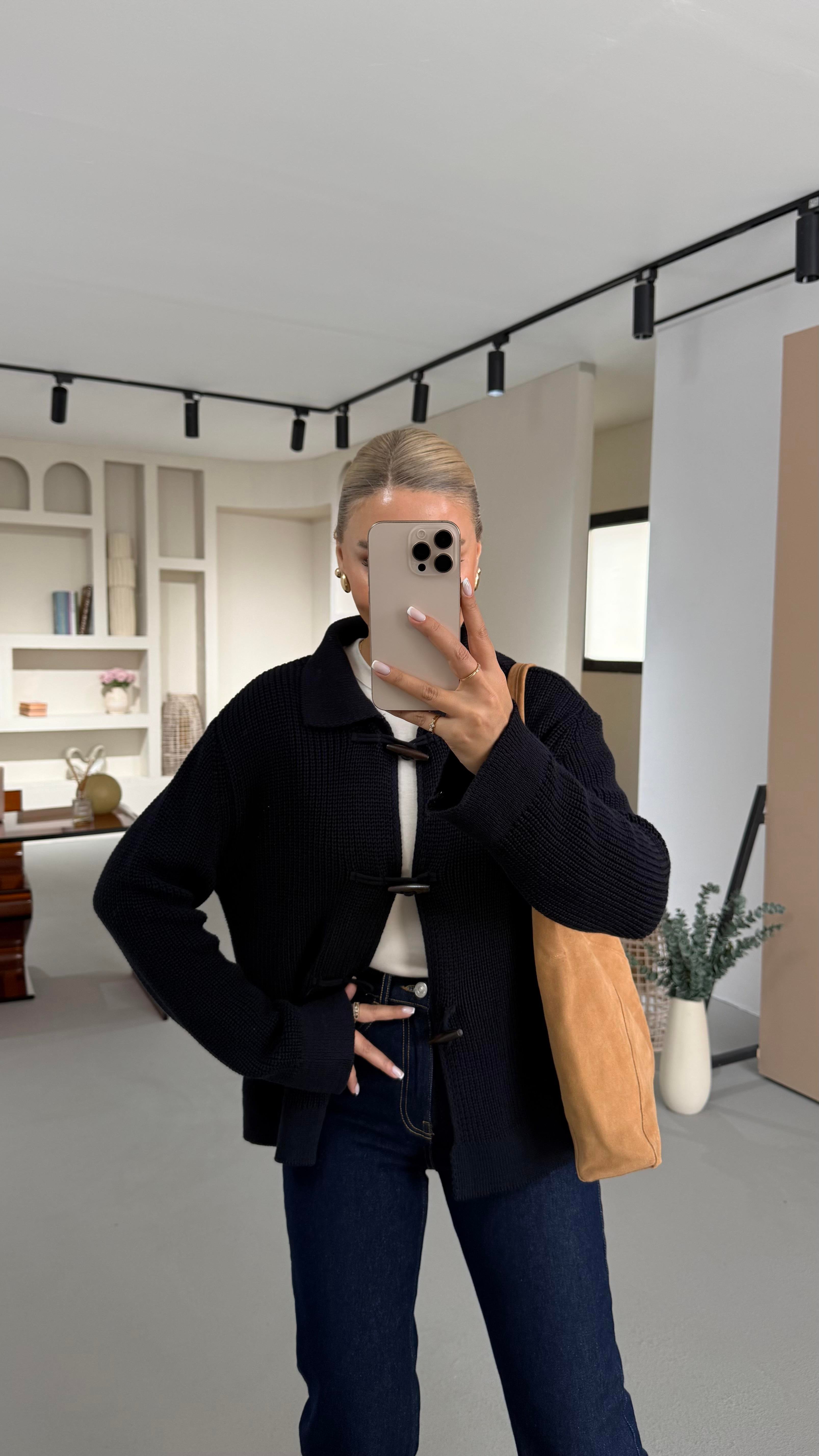 Premium Seri Kordon İlikli Selanik Örgü Lacivert Hırka