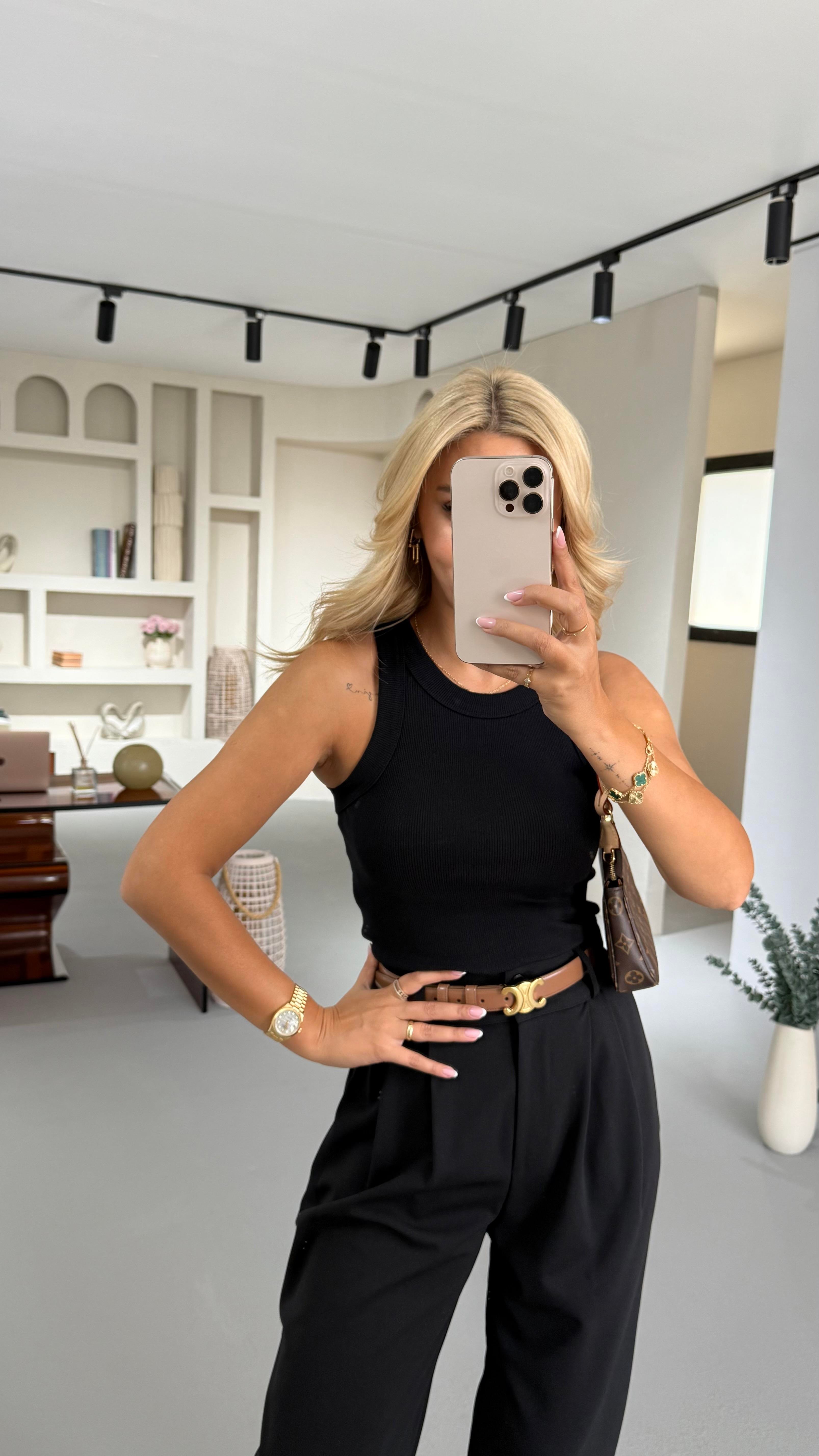 Halter Yaka Fitilli Siyah Bluz