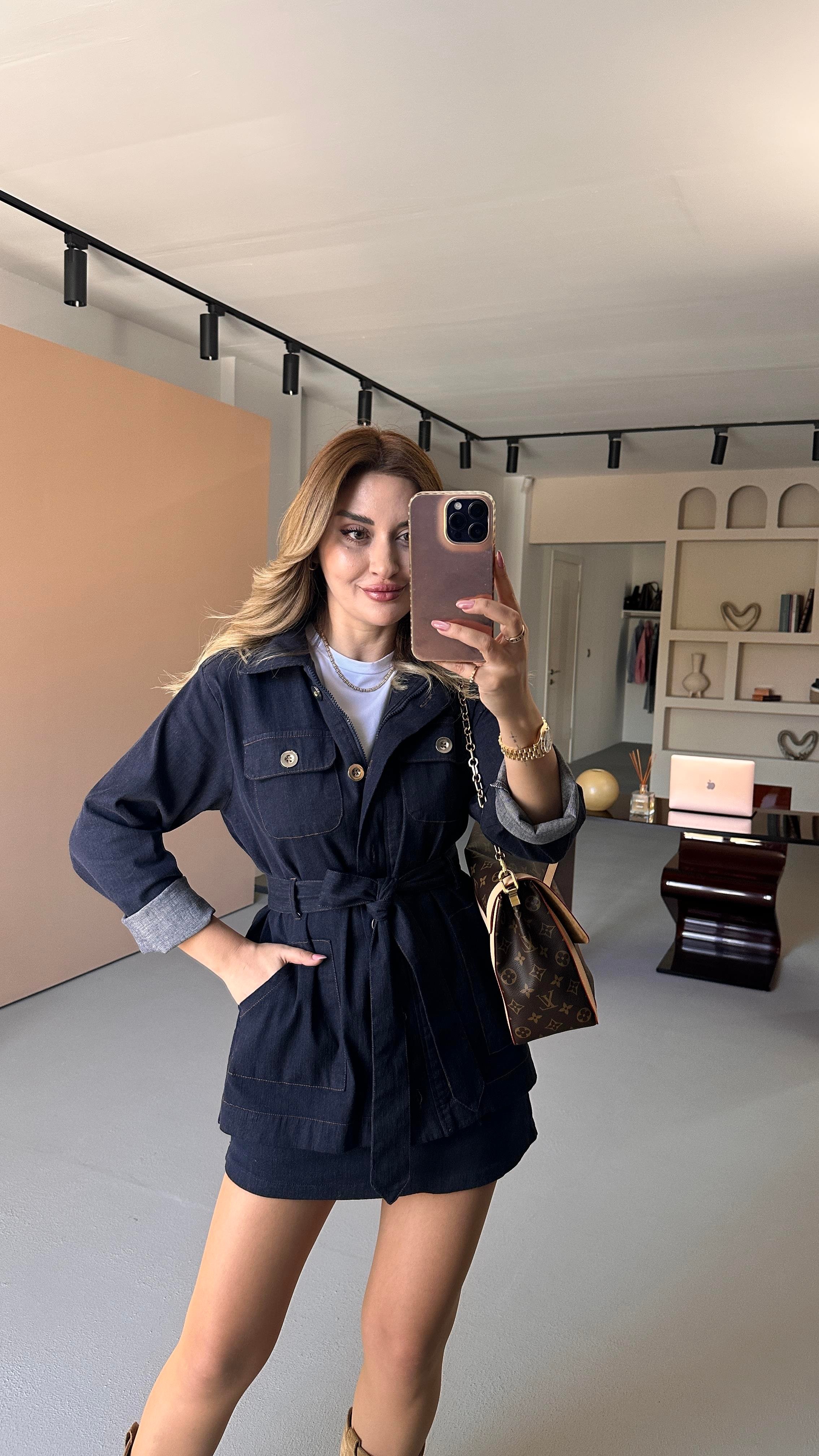 Cep Detay Kuşaklı Denim Ceket