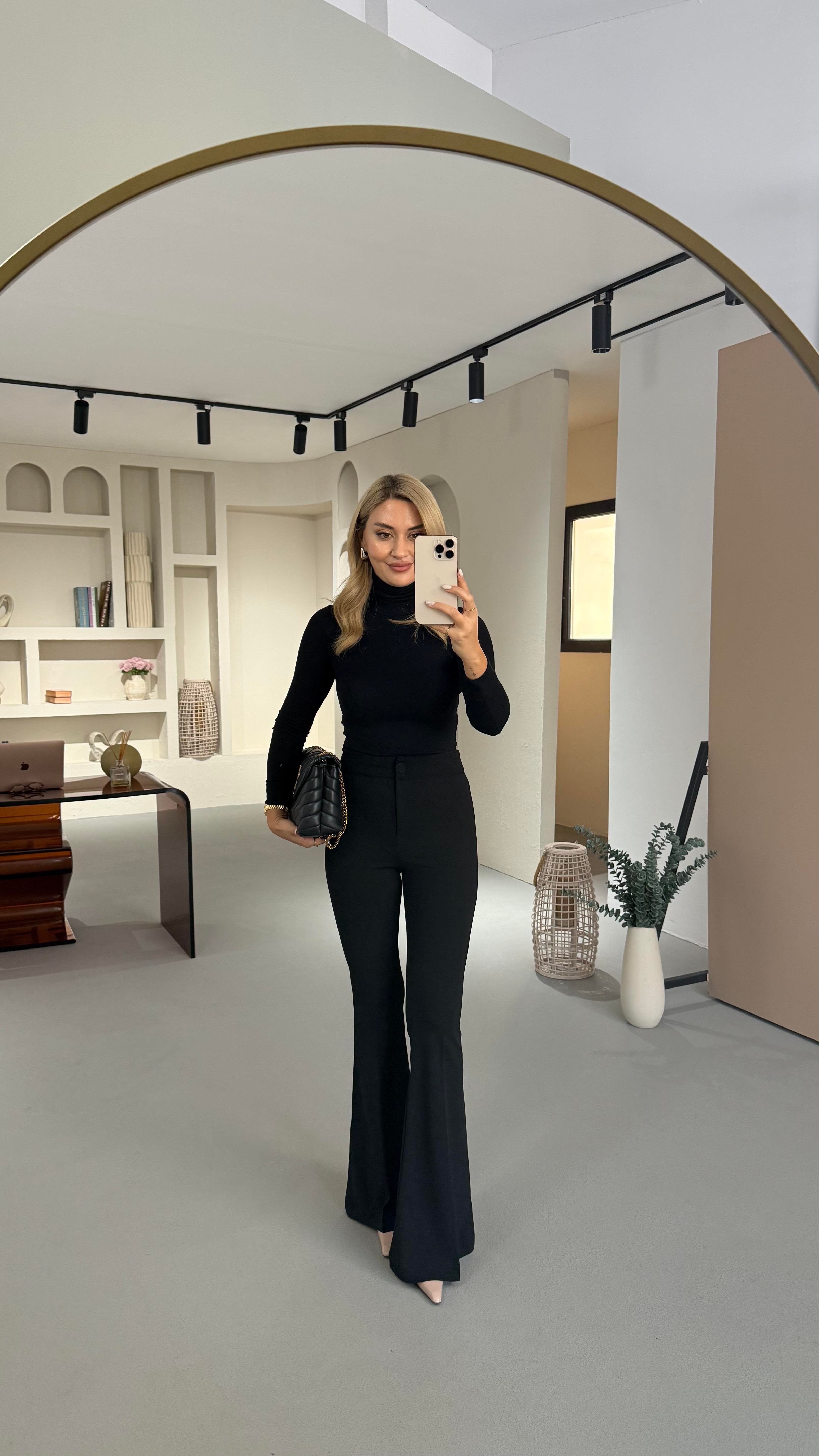 İspanyol Paça Likralı Siyah Fit Pantolon