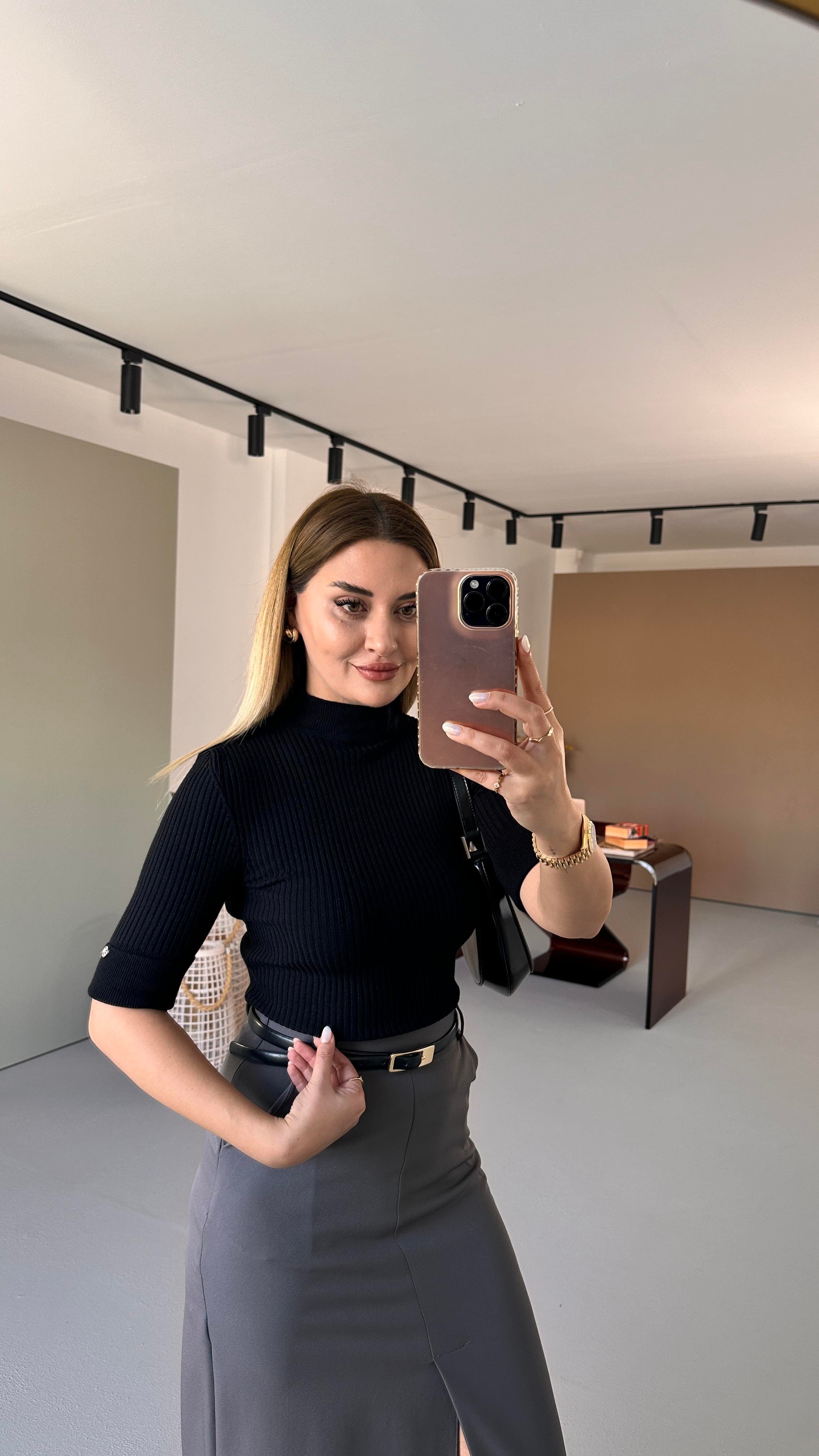 Dik Yaka Duble Kol Fitilli Siyah Triko