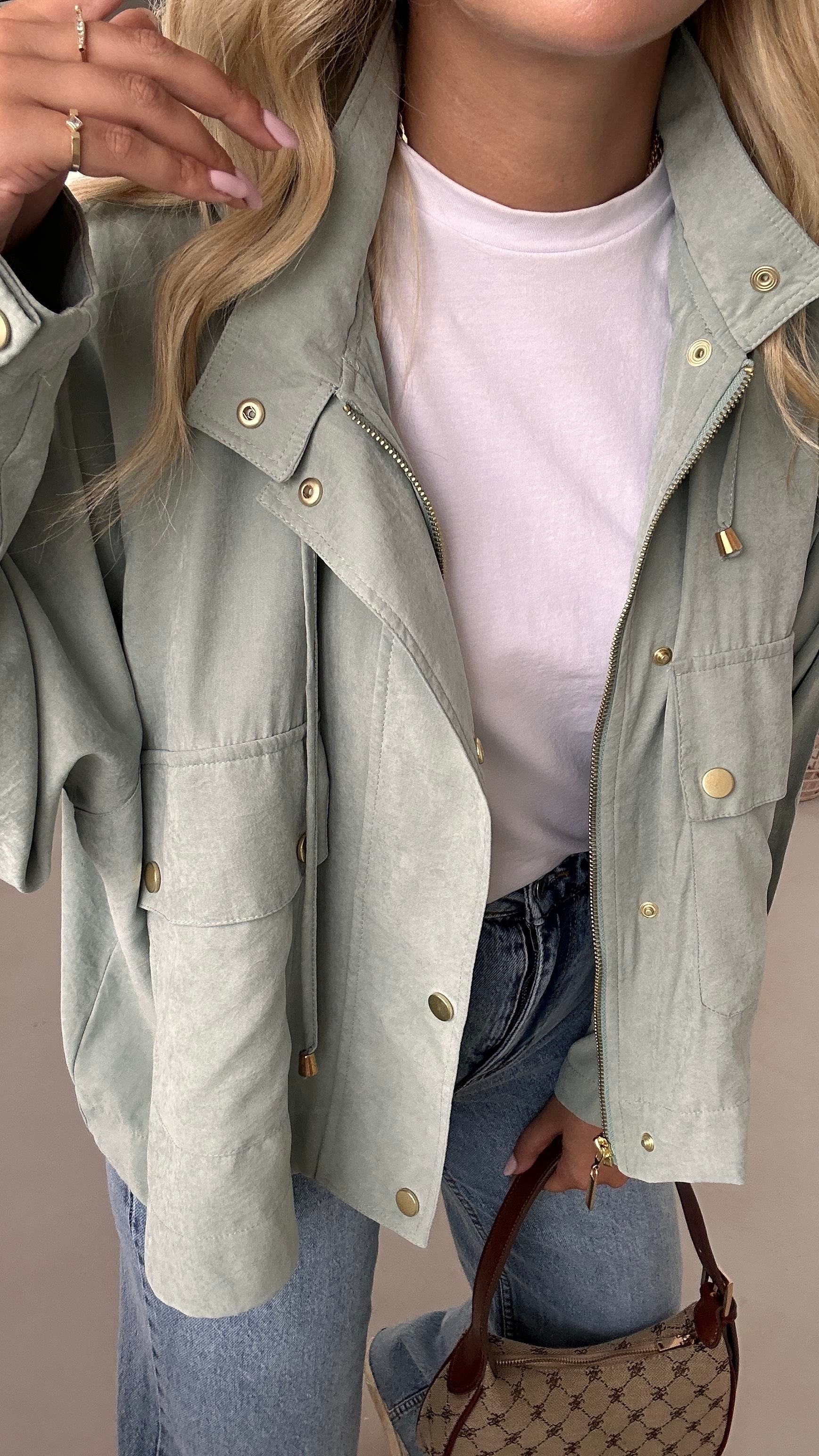 Kapüşonlu Oversize Mint Trenç