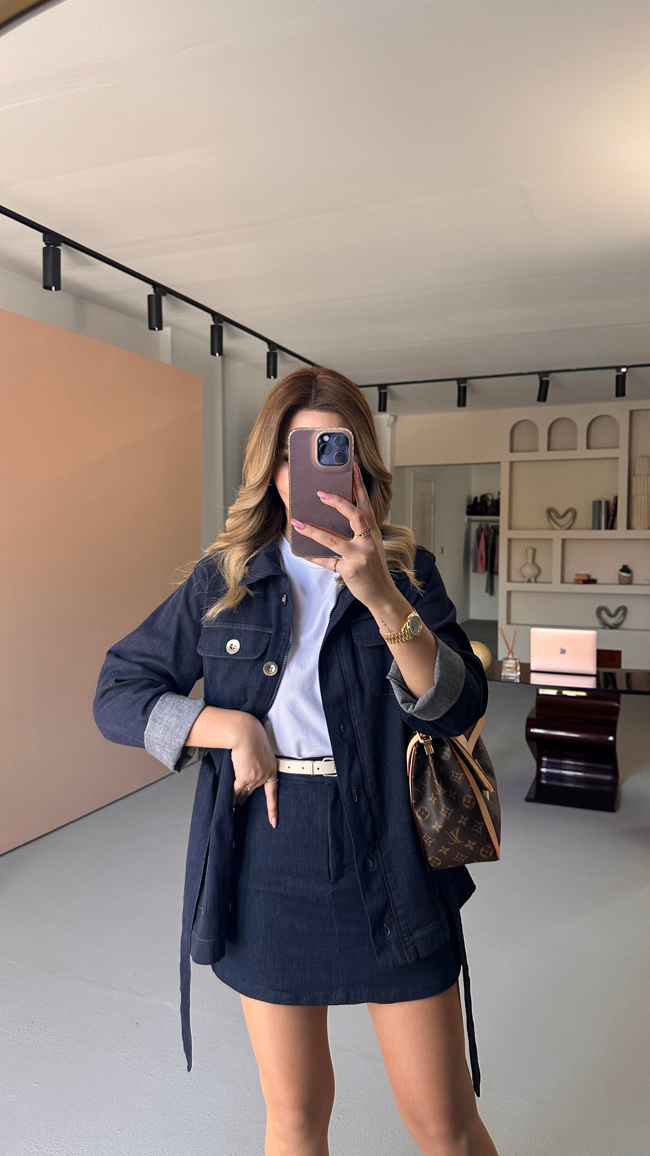 Kemerli Cep Detay Likralı Denim Şort Etek