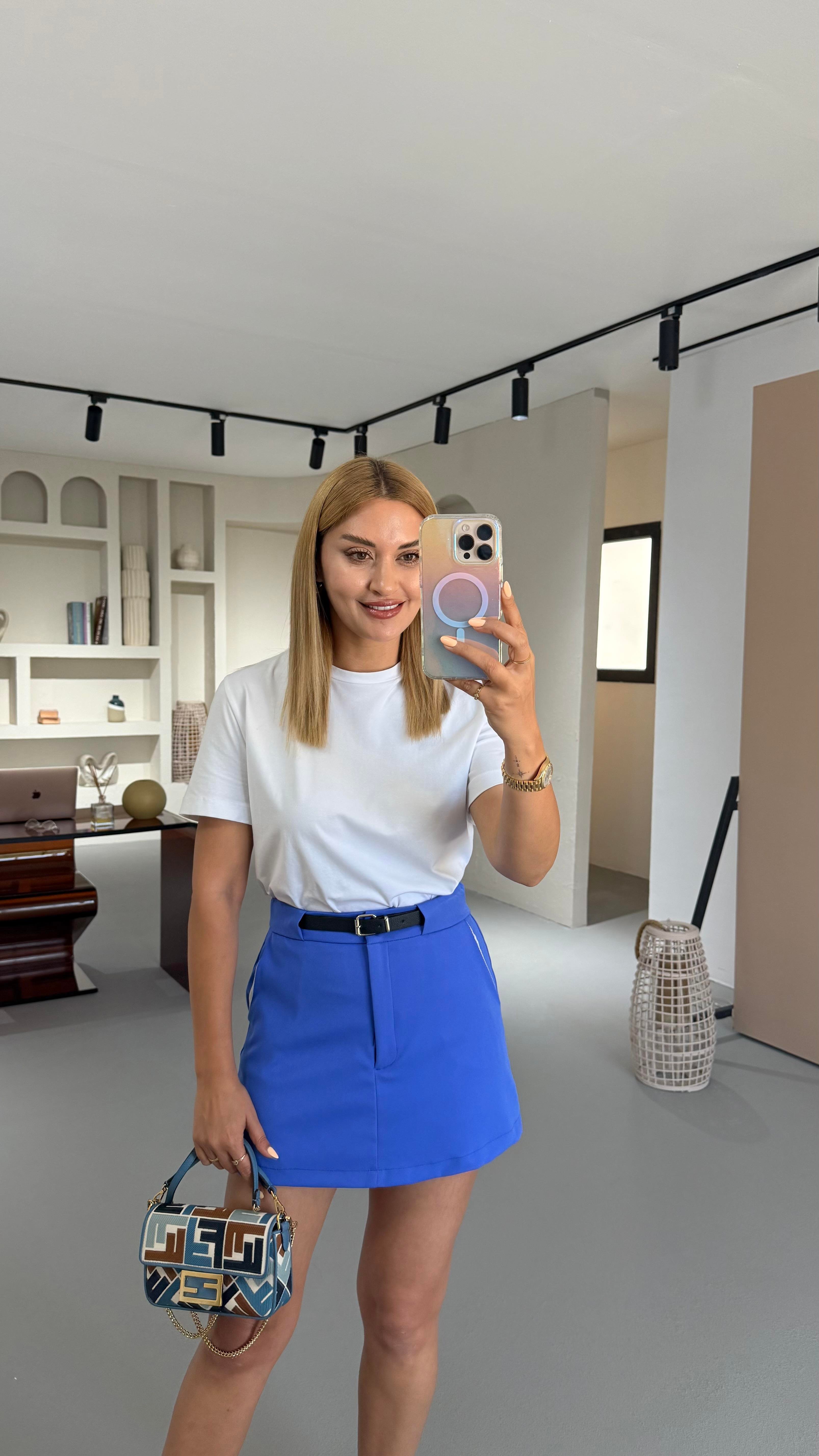 Kemerli Cep Detay Saks Şort Etek