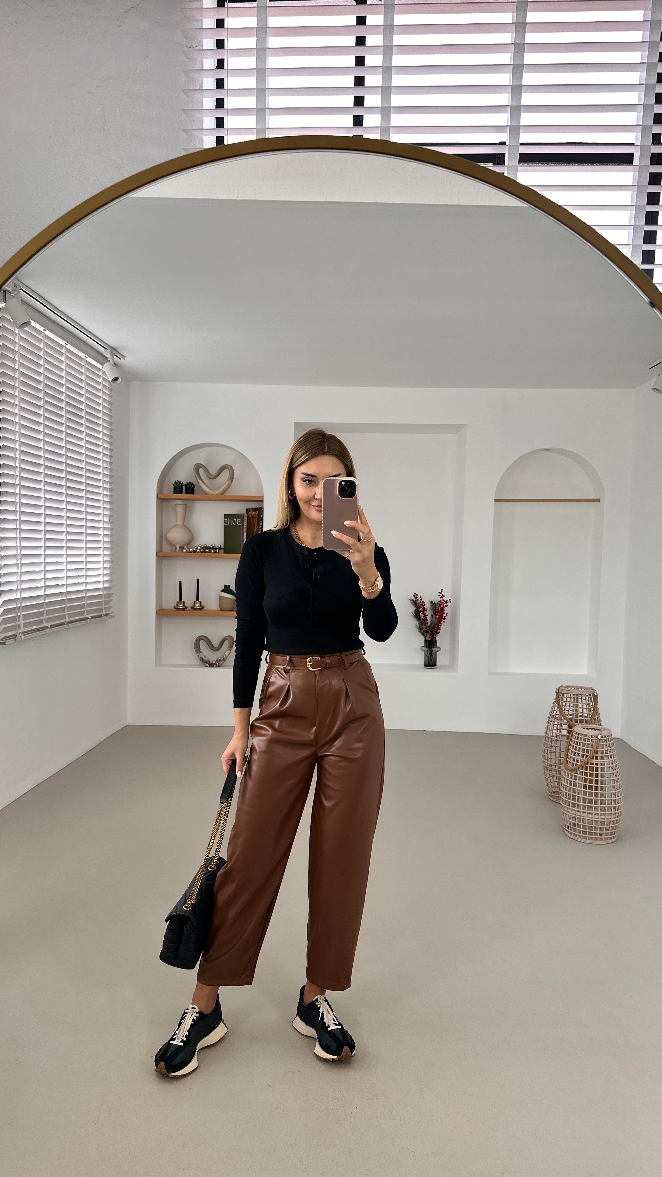 Kemerli Pilise Detay Slouchy Taba Deri Pantolon