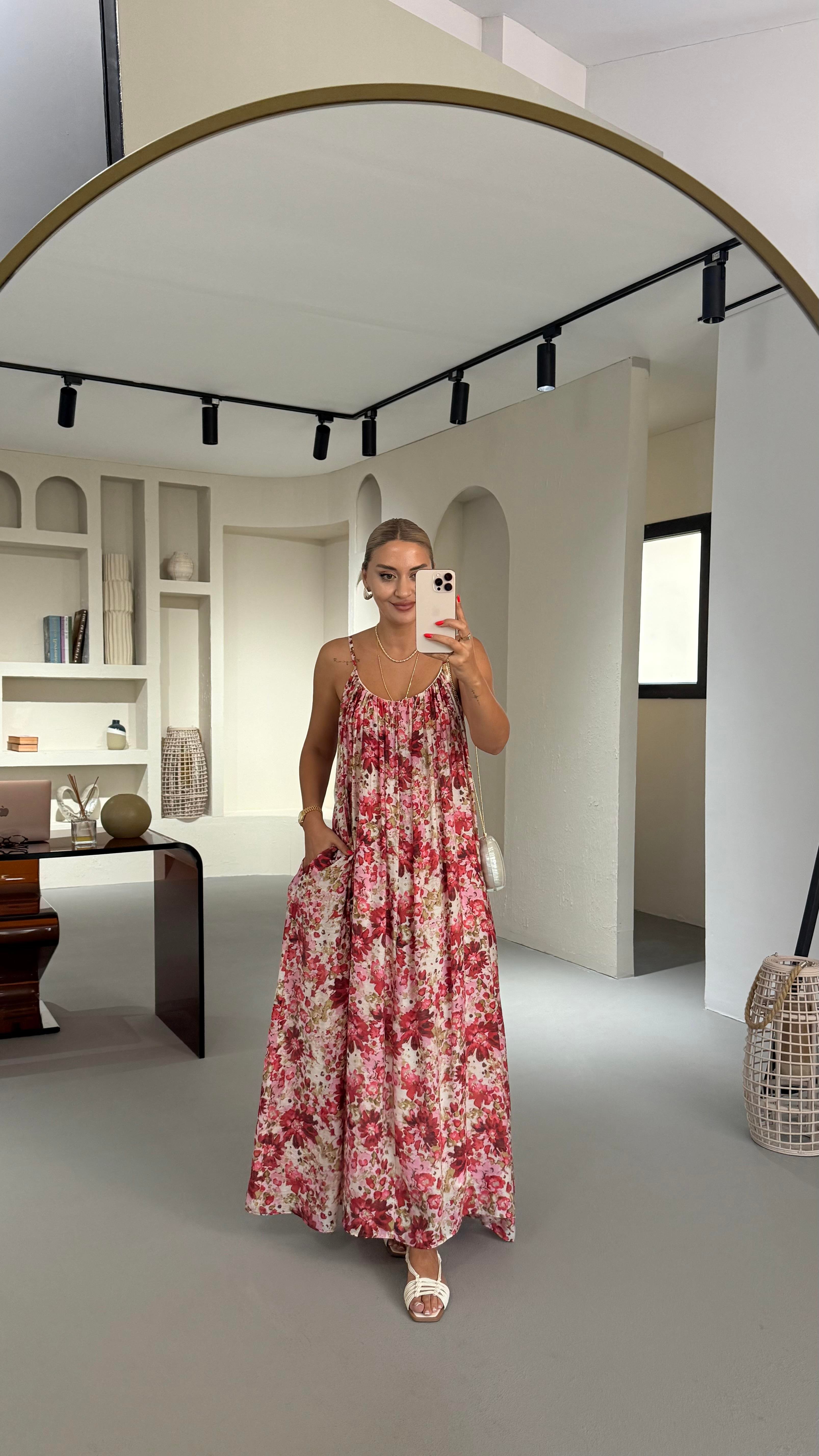 Kırmızı Çiçek Desen Maxi Vual Elbise