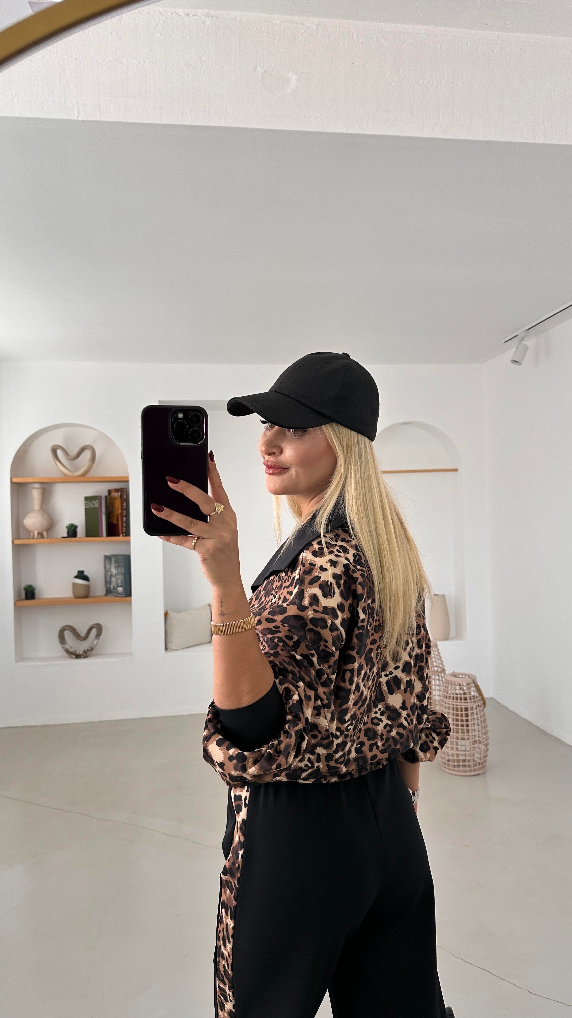 Poplin Yaka Beli Lastikli Leopar Sweat