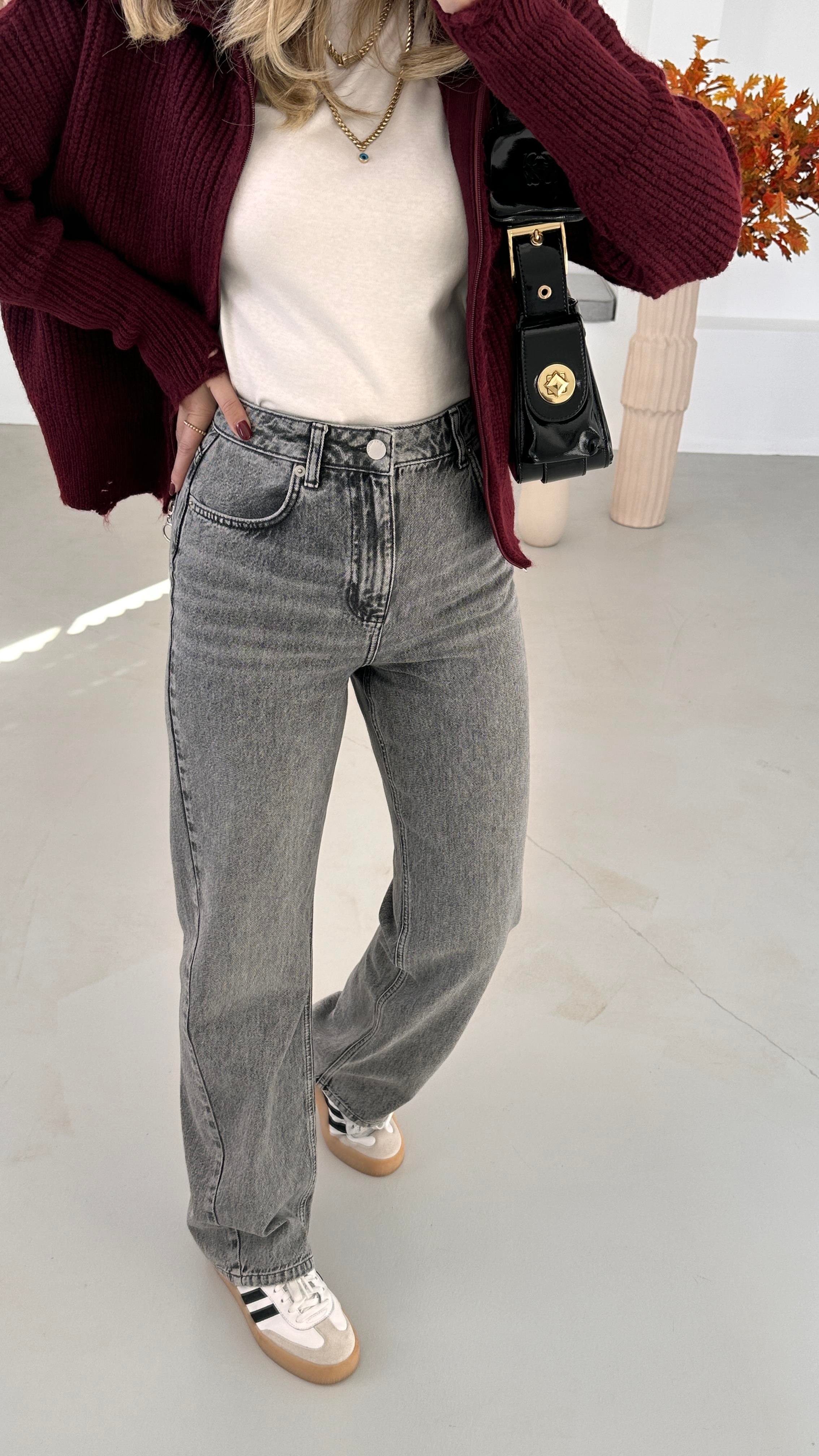 Premium Seri Kar Yıkama Straight Jean