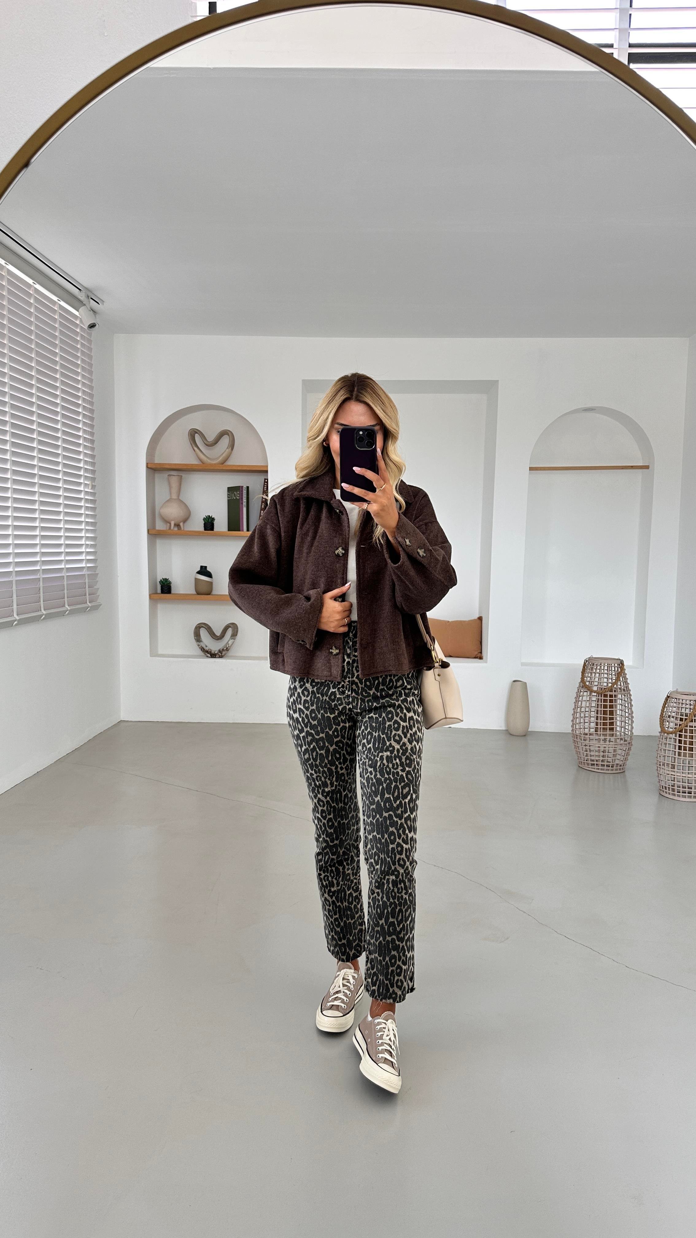 Premium Seri Kesik Paça Leopar Boyfit Jean
