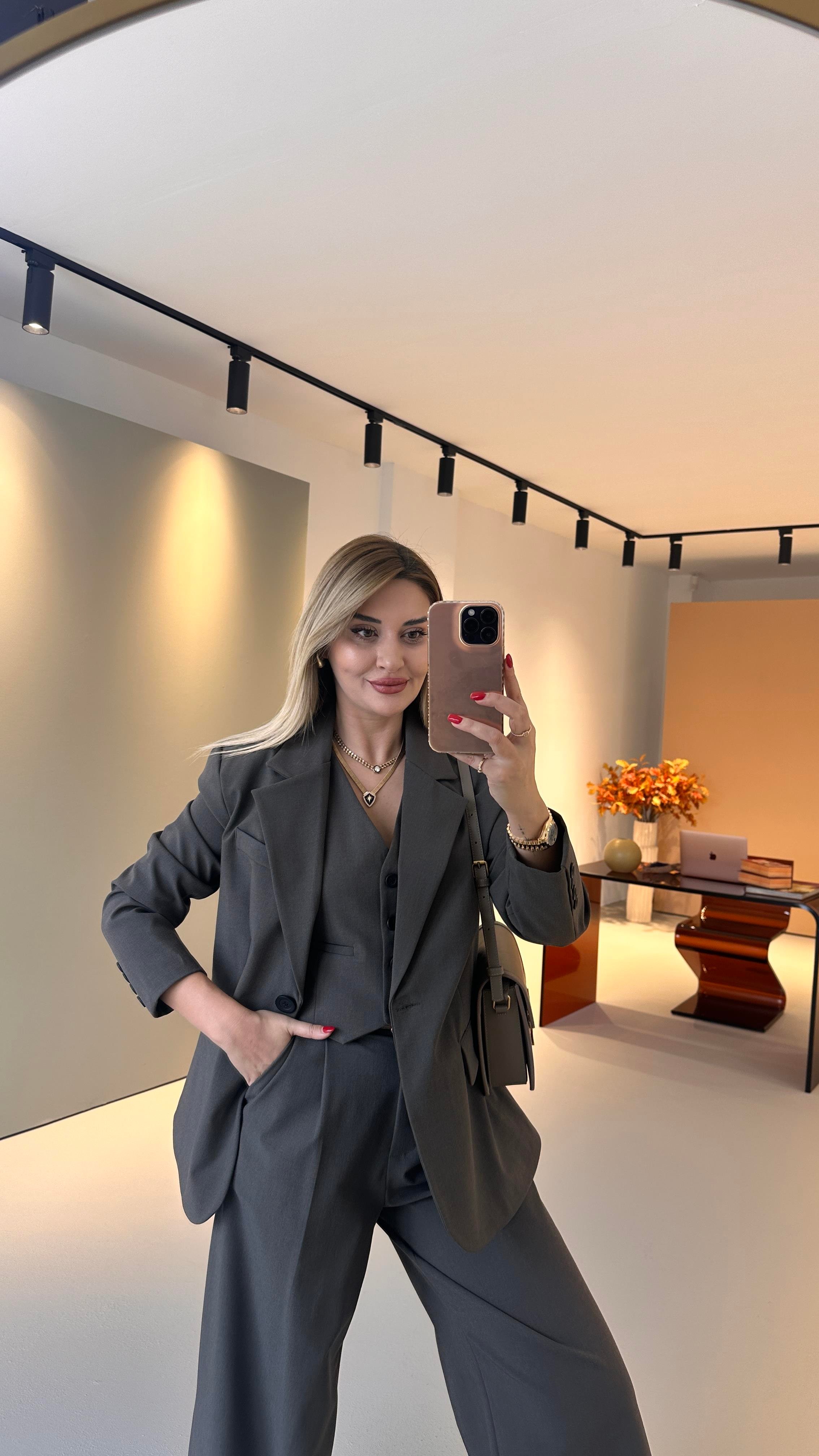 Premium Seri Tek Düğme Detay Maskülen Kahve Blazer