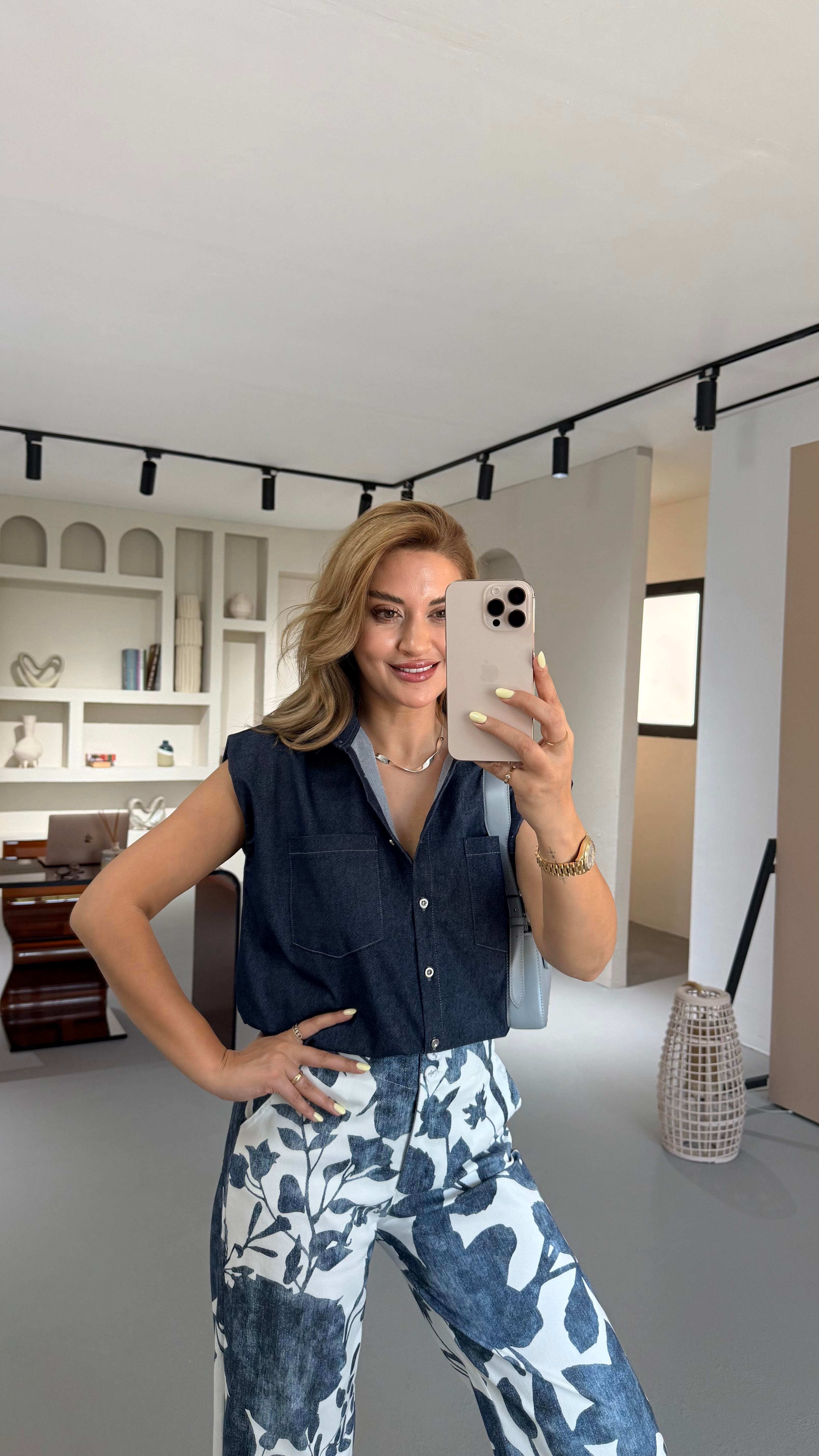 Vatkalı Oversize Denim Gömlek