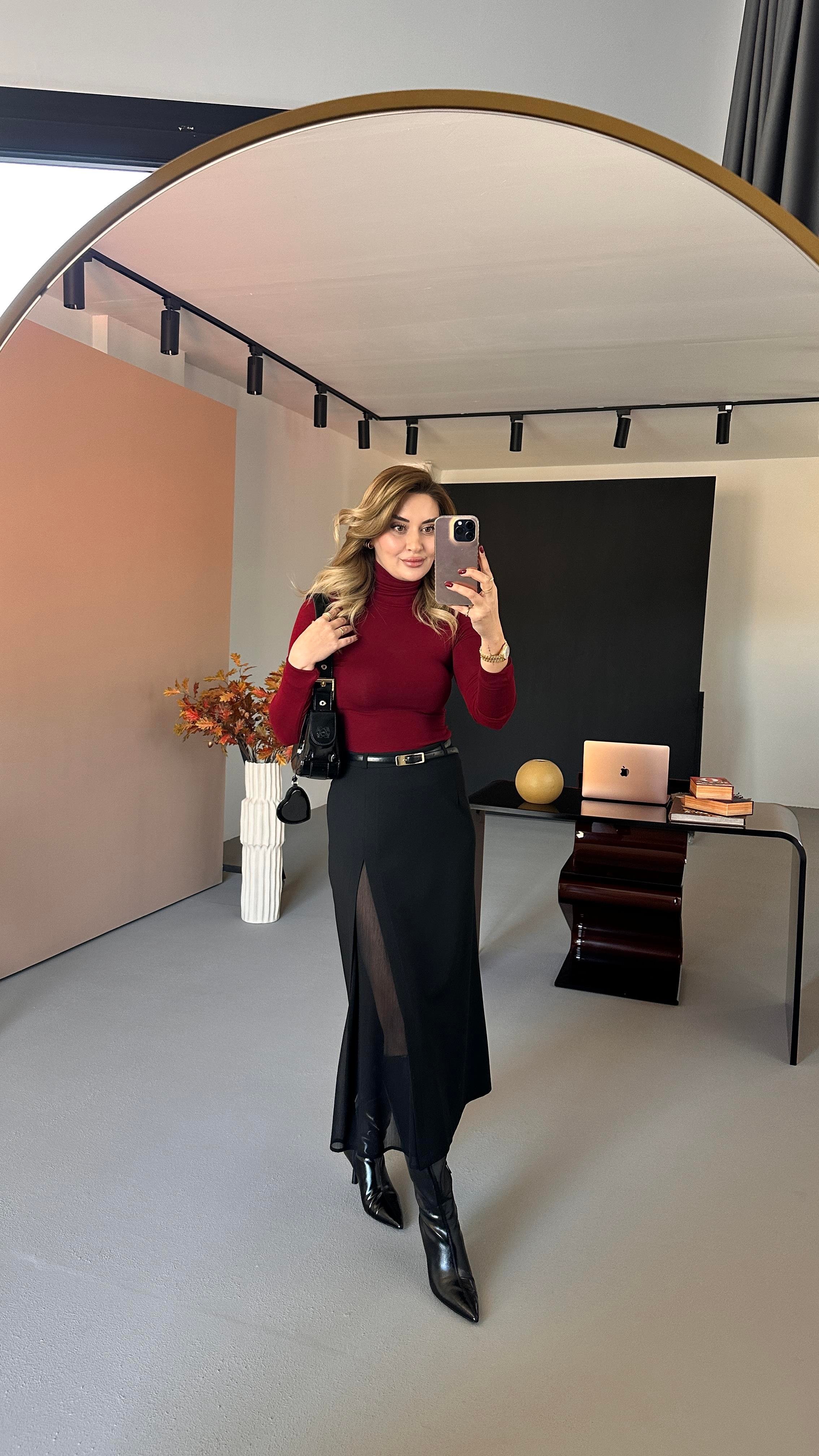 Yırtmaç Tül Detay Siyah Midi Etek