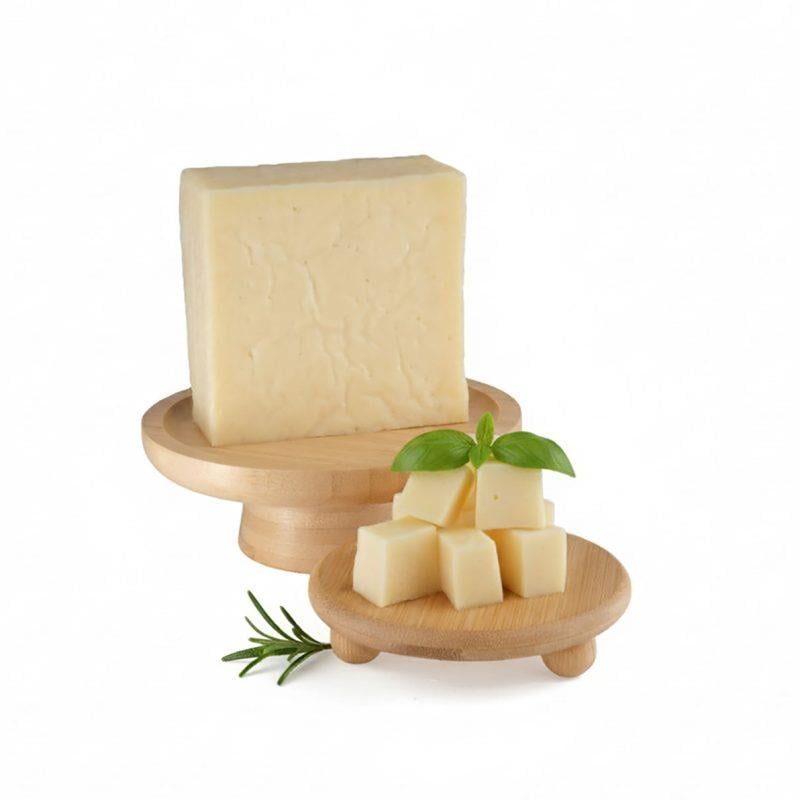 Orta Sert İnek Tulum Peyniri 500g