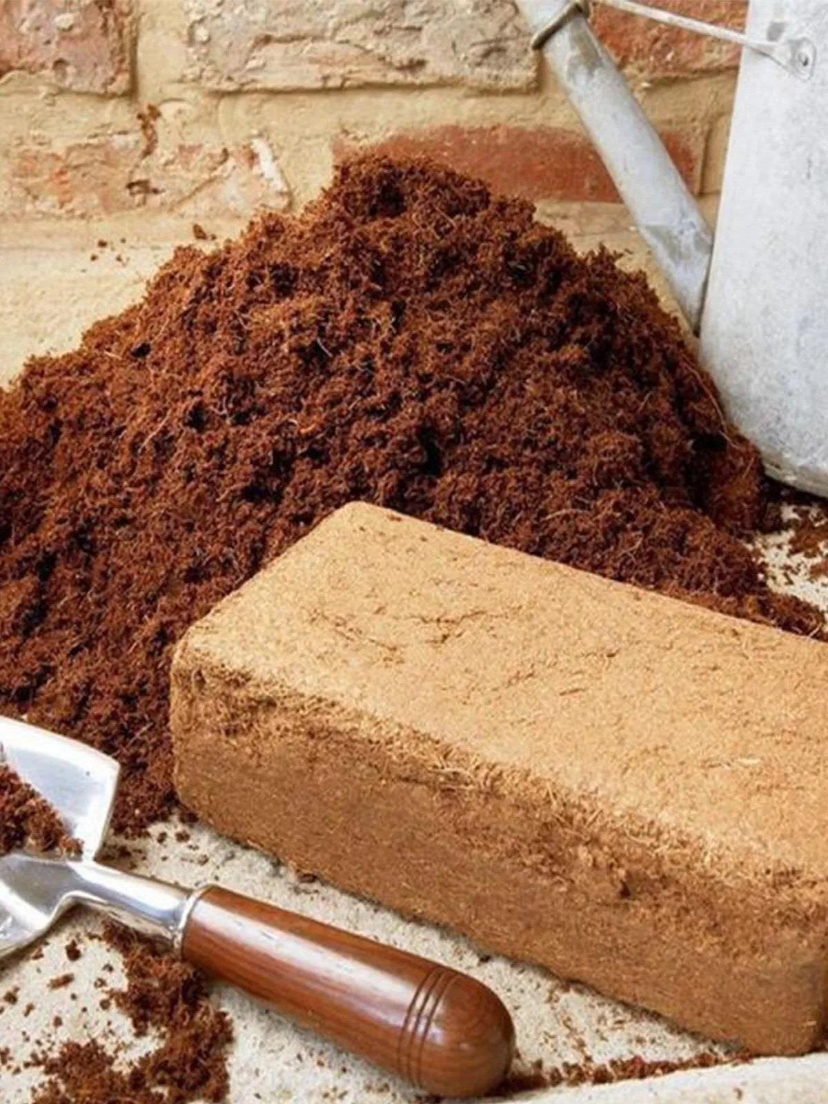 Cocopeat Hindistan Cevizi Kabuğu Kokopit Blok 4.5-5 kg 70-80 Lt
